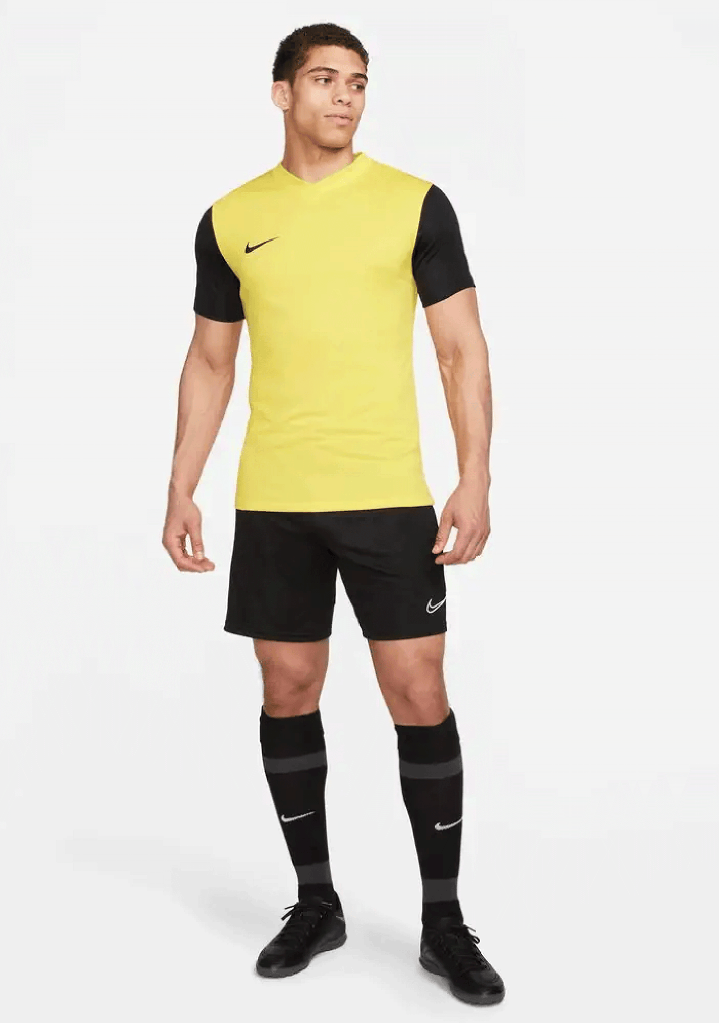 Nike Men’s Tiempo Premier 2