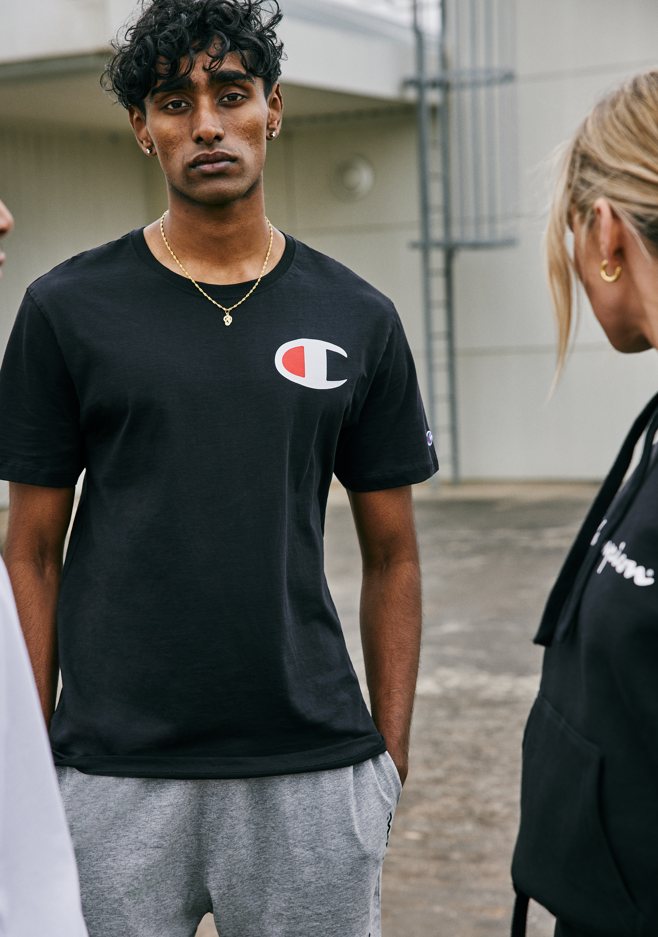 Champion Men’s C Logo Short Sleeve Tee Black