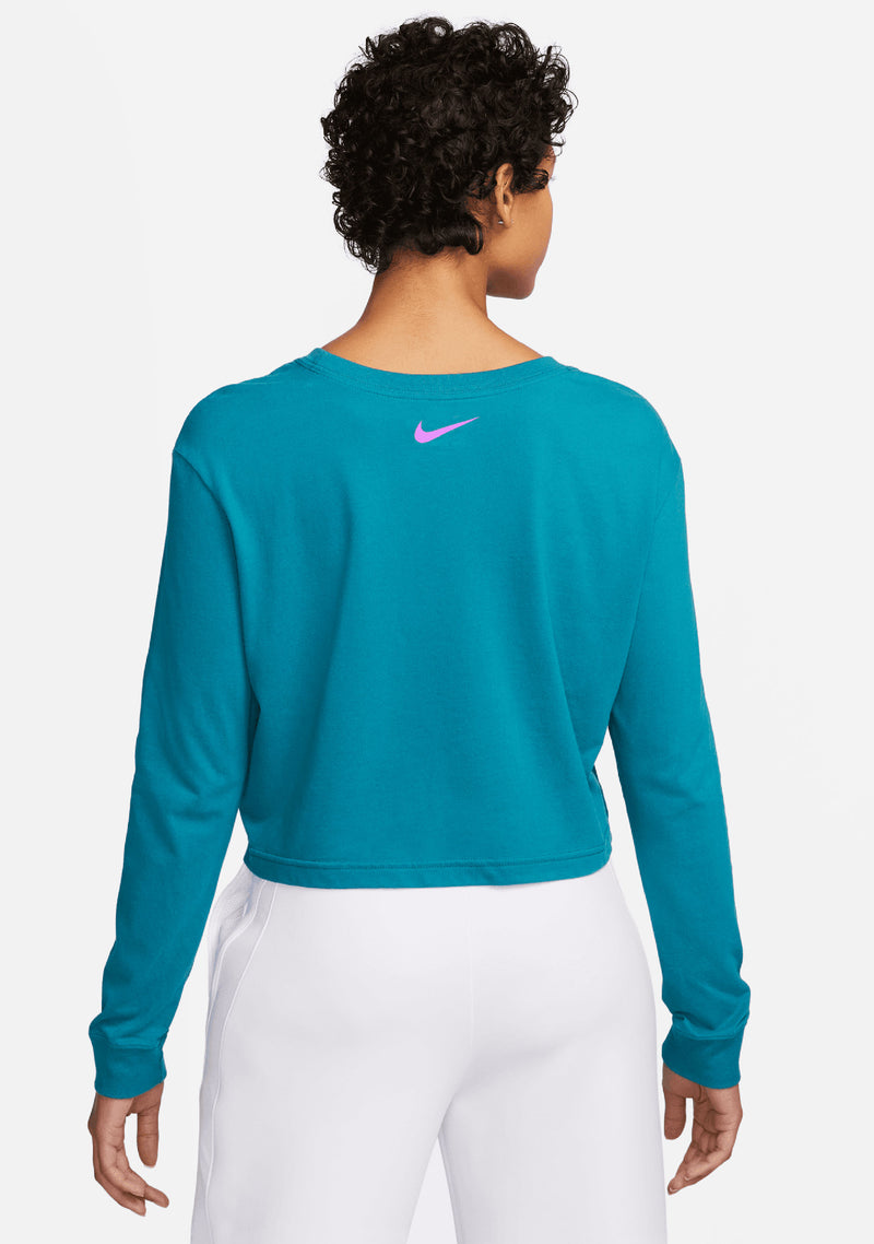 Nike Womens Dri-Fit Long Sleeves Slam Tee <br> DZ3797 301