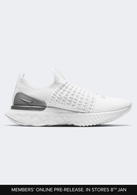 Nike Women's React Phantom Run FK 2