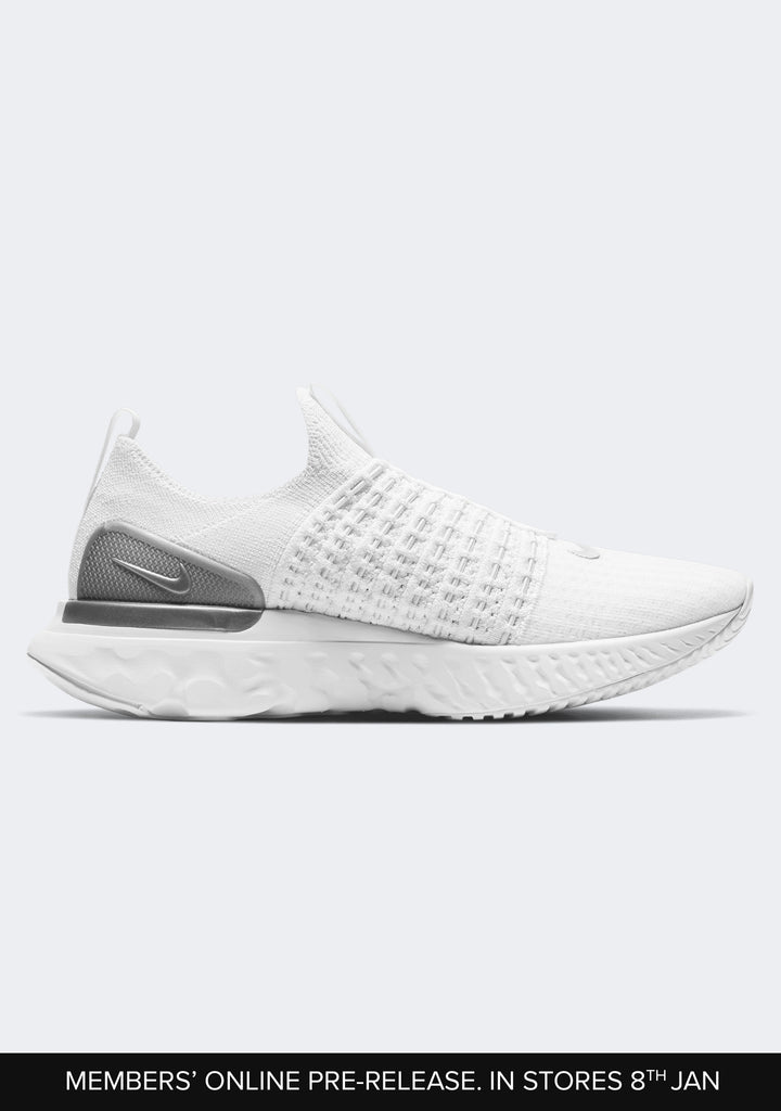 Nike Women's React Phantom Run FK 2