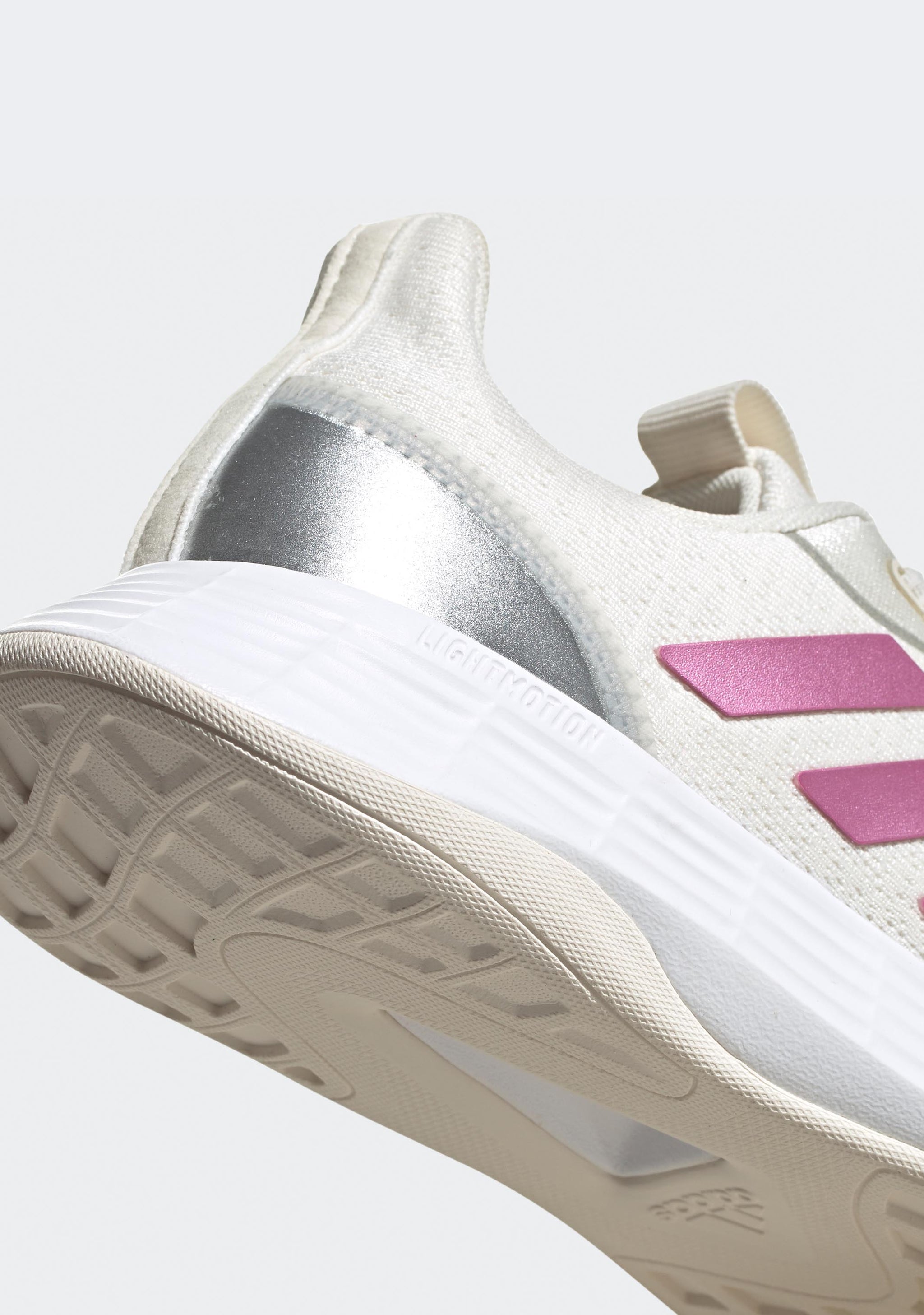 Adidas Women's QT Racer Sport