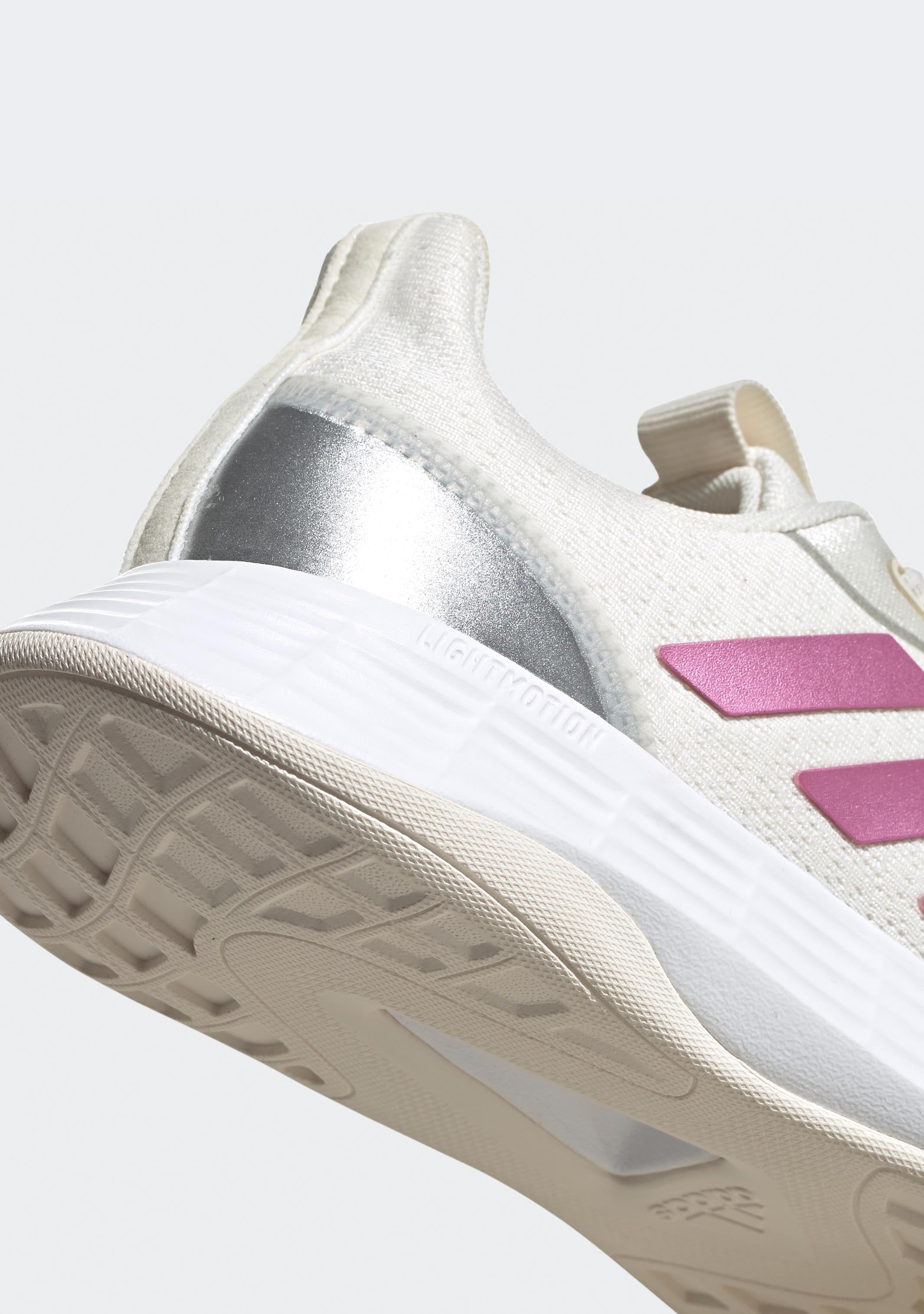 Adidas Women's QT Racer Sport