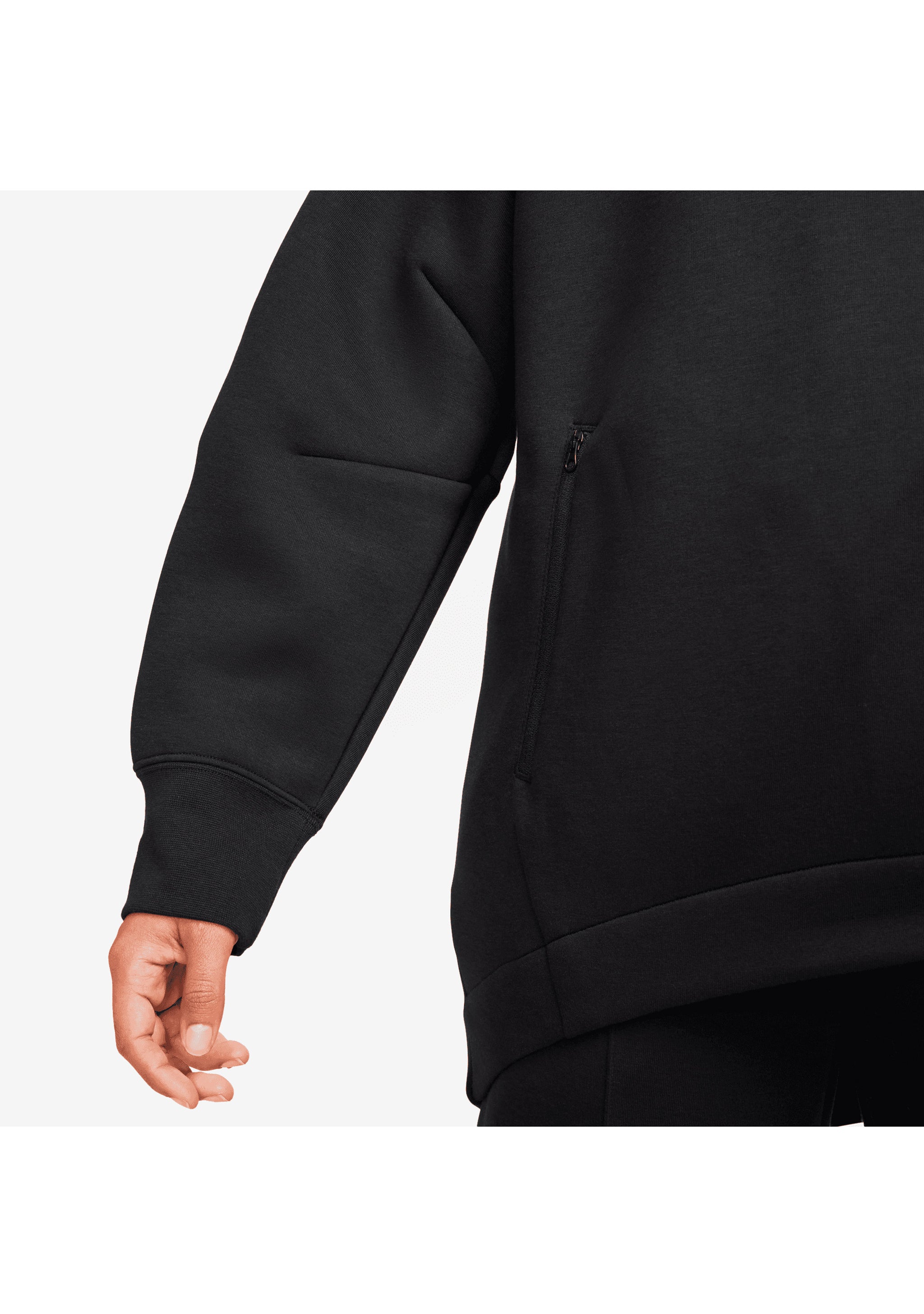 Nike Women’s Sportswear Tech Fleece