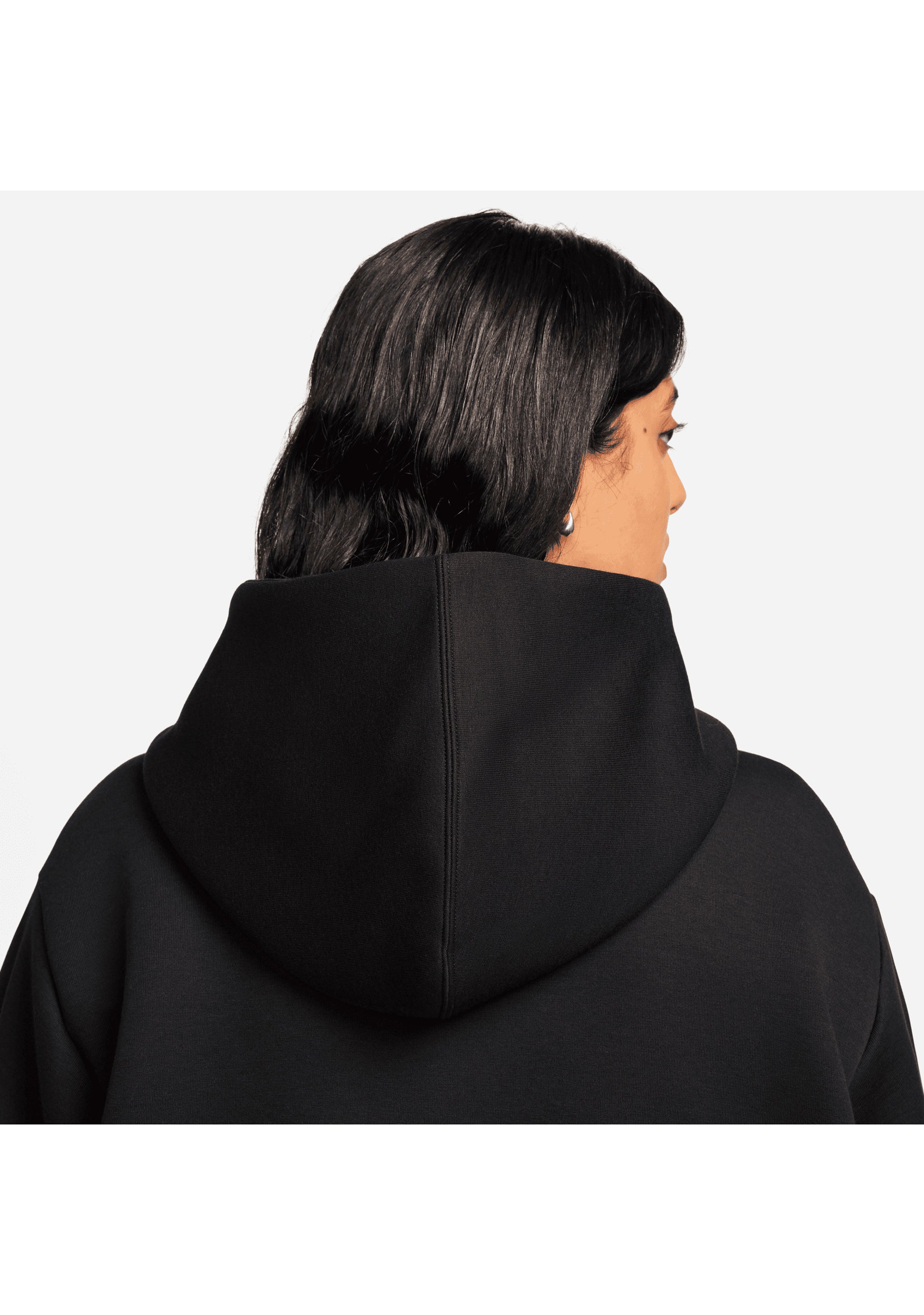 Nike Women’s Sportswear Tech Fleece