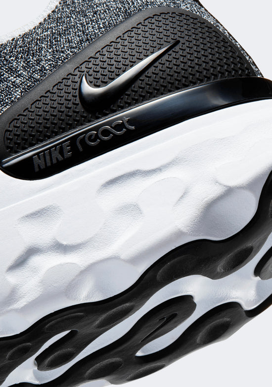 Nike Men's React Phantom Run FK 2