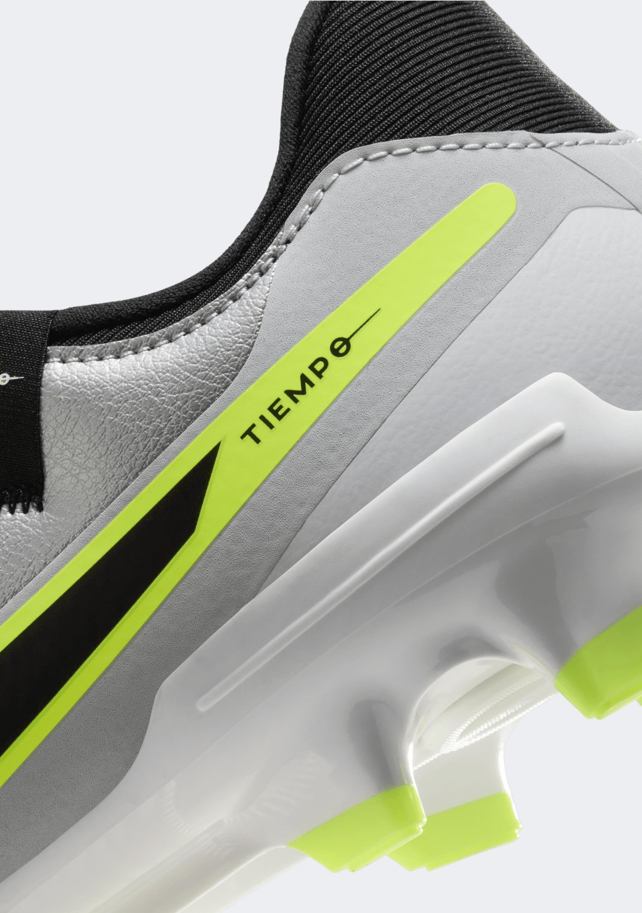 Nike Men's Tiempo Legend 10 Academy