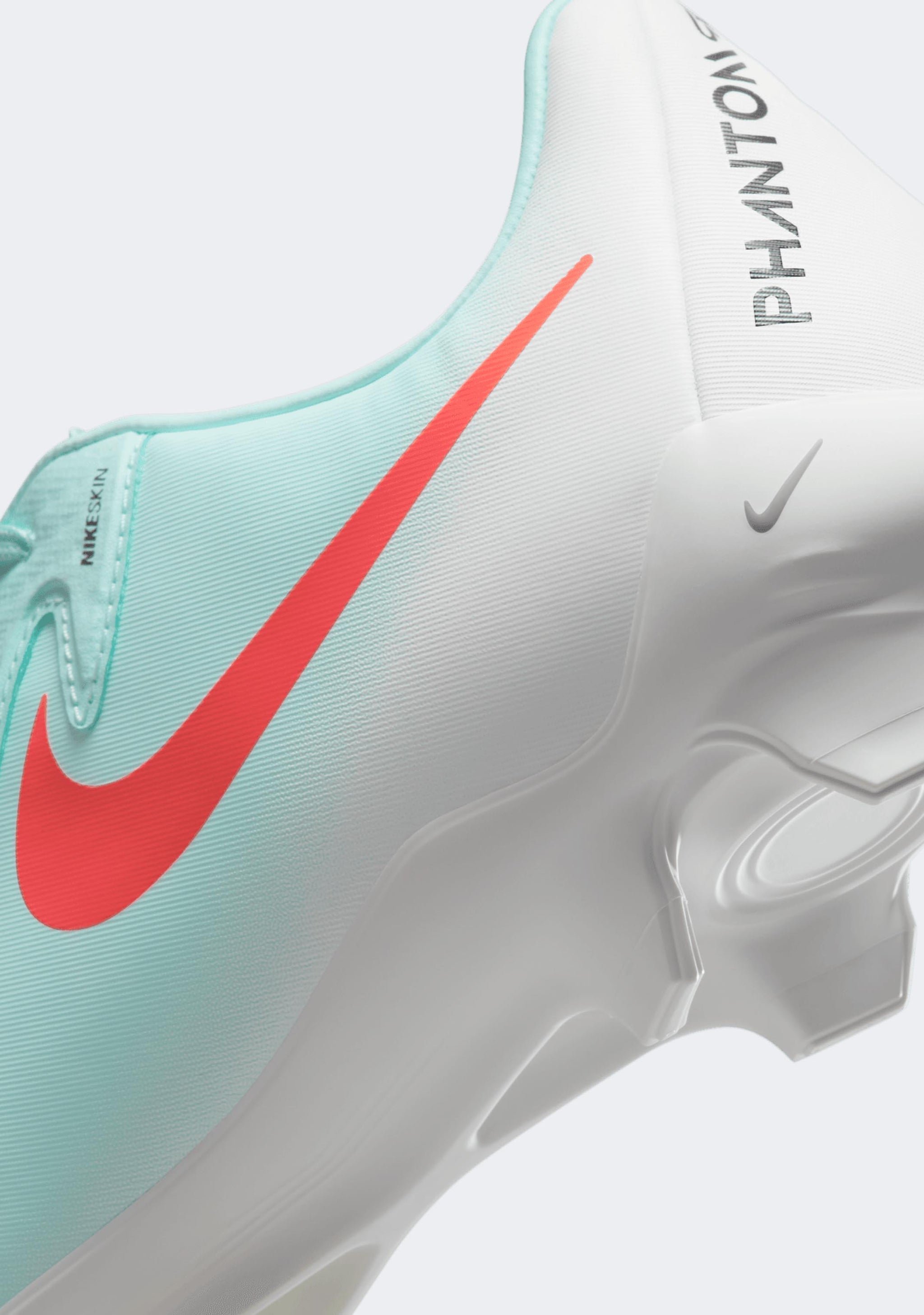 Nike Phantom GX 2 Academy FG/MG