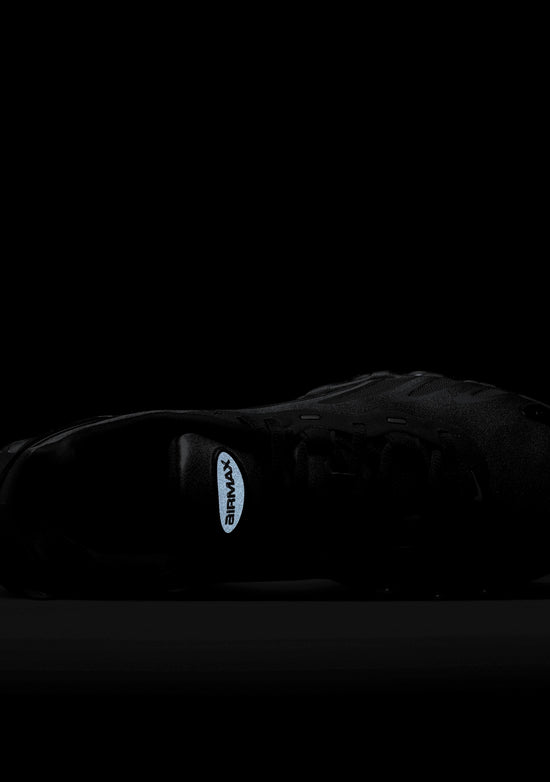 Nike Women's Air Max DN8