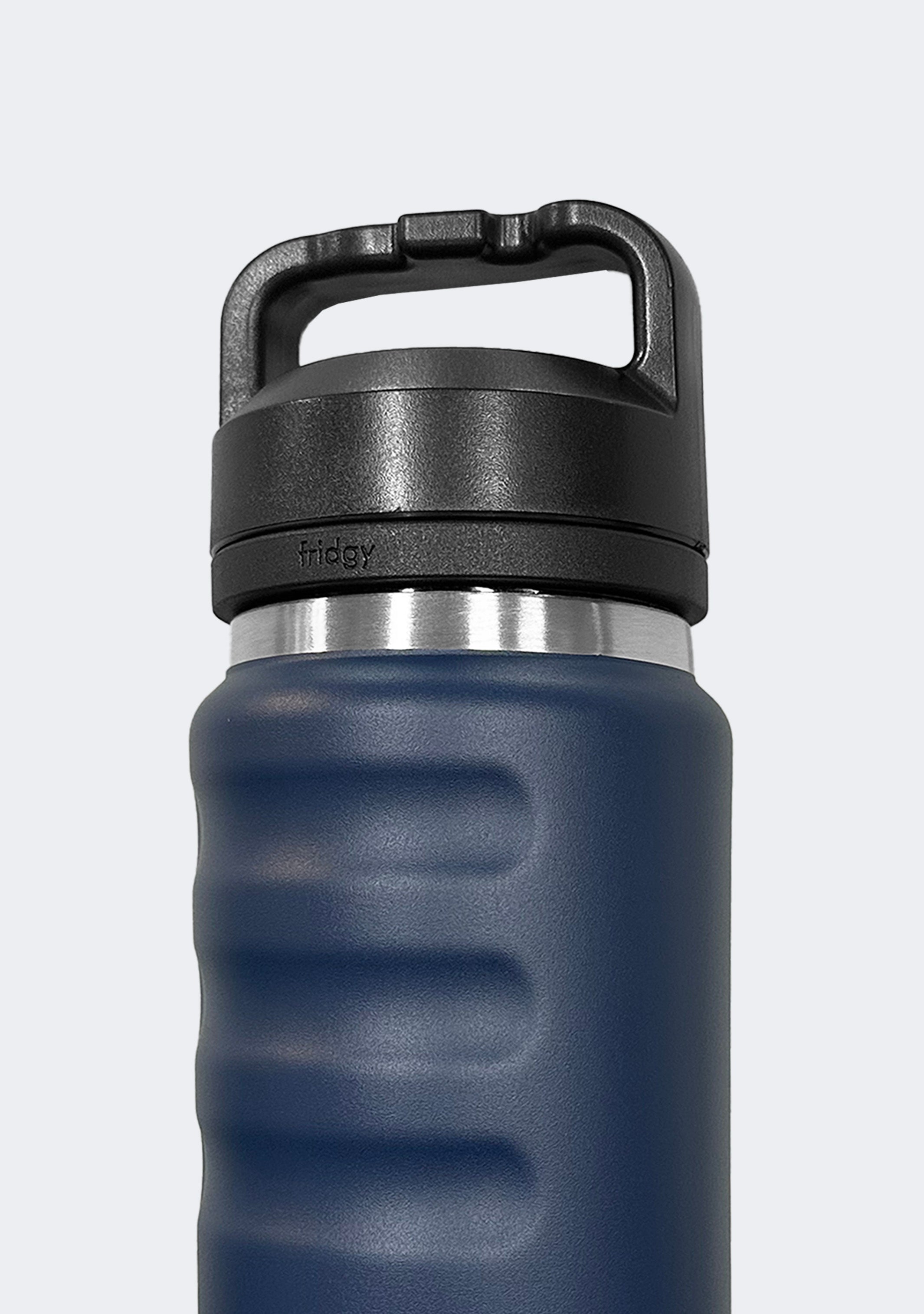 Fridgy 780mL Grip Range Dual Lid Water Bottle Navy