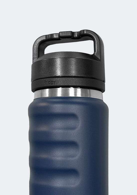 Fridgy 780mL Grip Range Dual Lid Water Bottle Navy