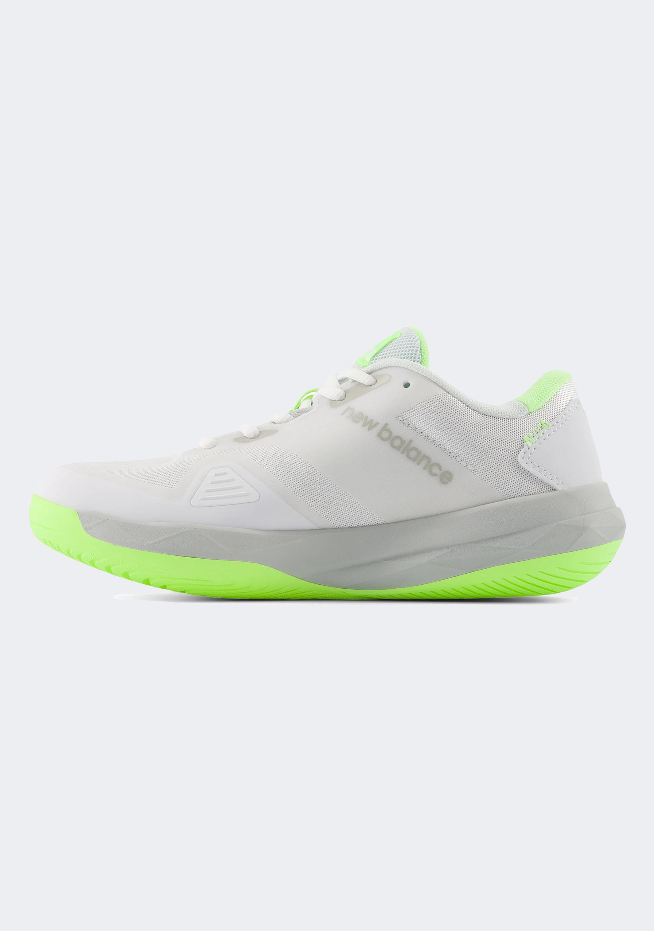 New Balance Women's Fuelcell 796 V4
