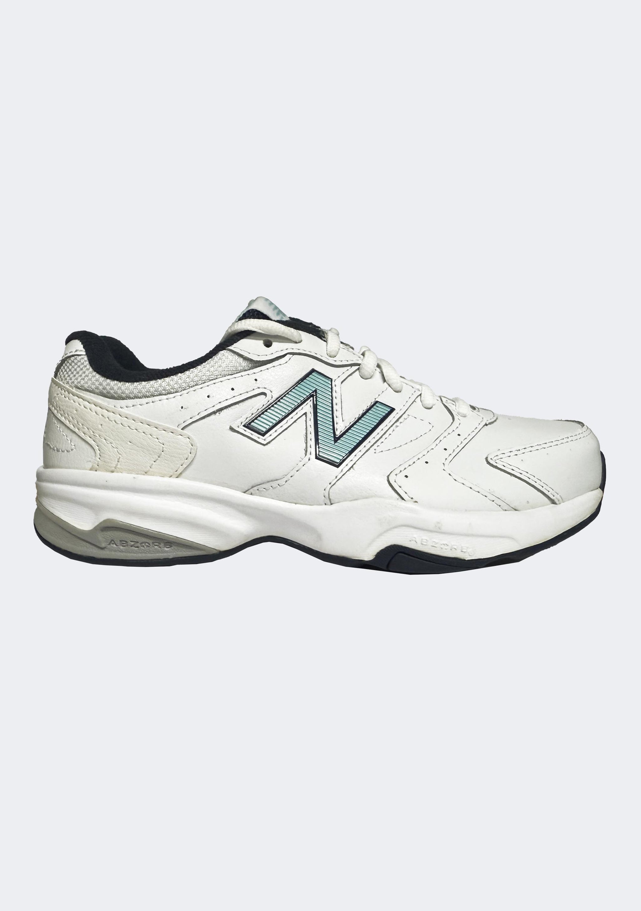 New Balance Women's 624 V3 (B Width) WX624WB3