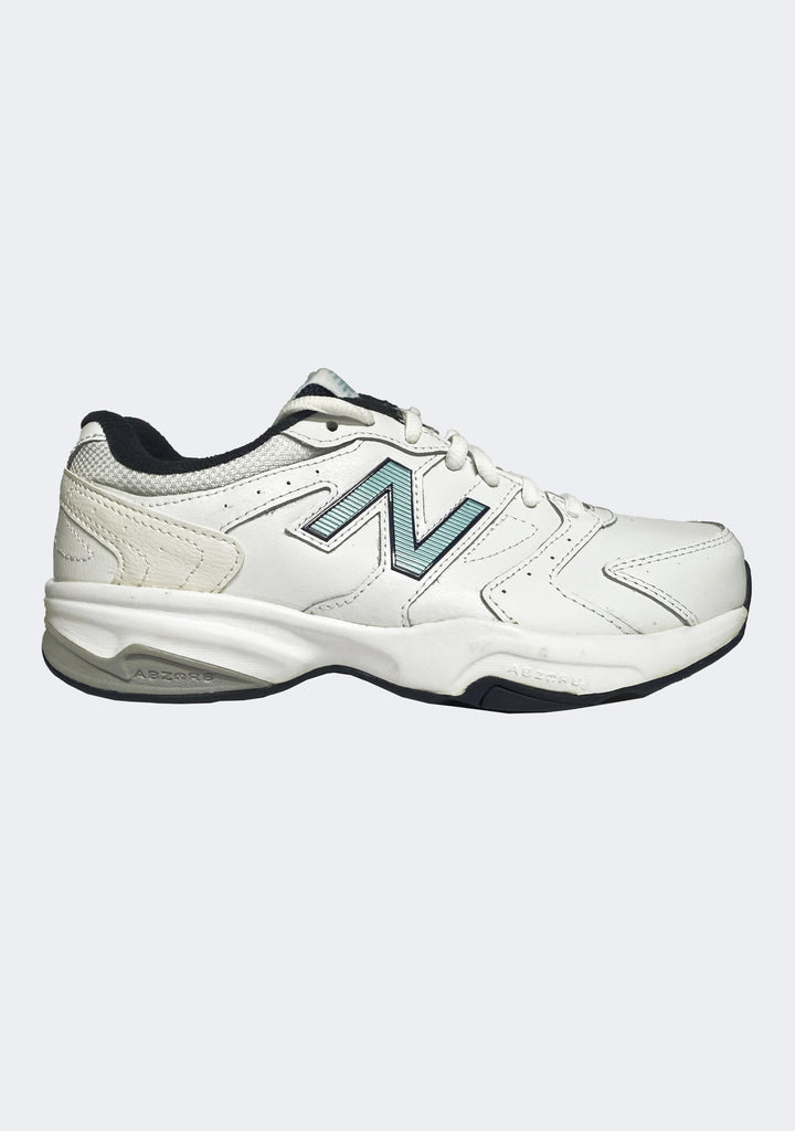 New Balance Women's 624 V3 (B Width) WX624WB3
