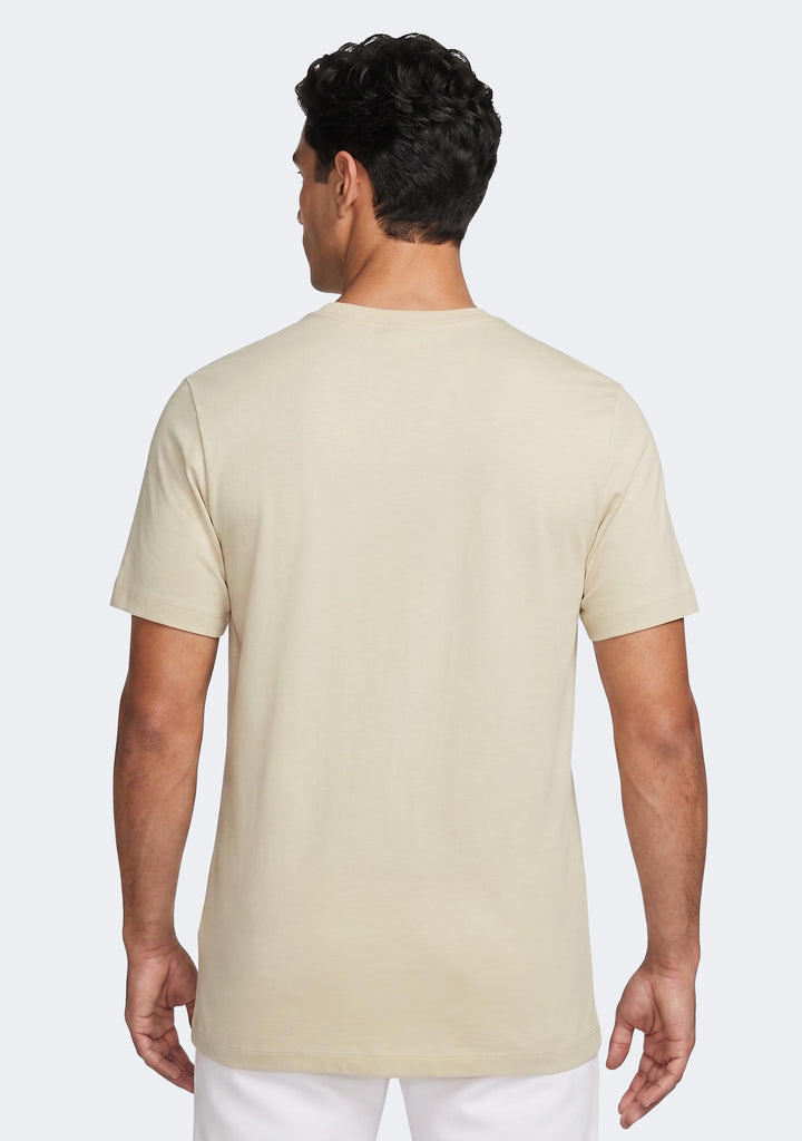 Nike Men's Sportswear Club Tee