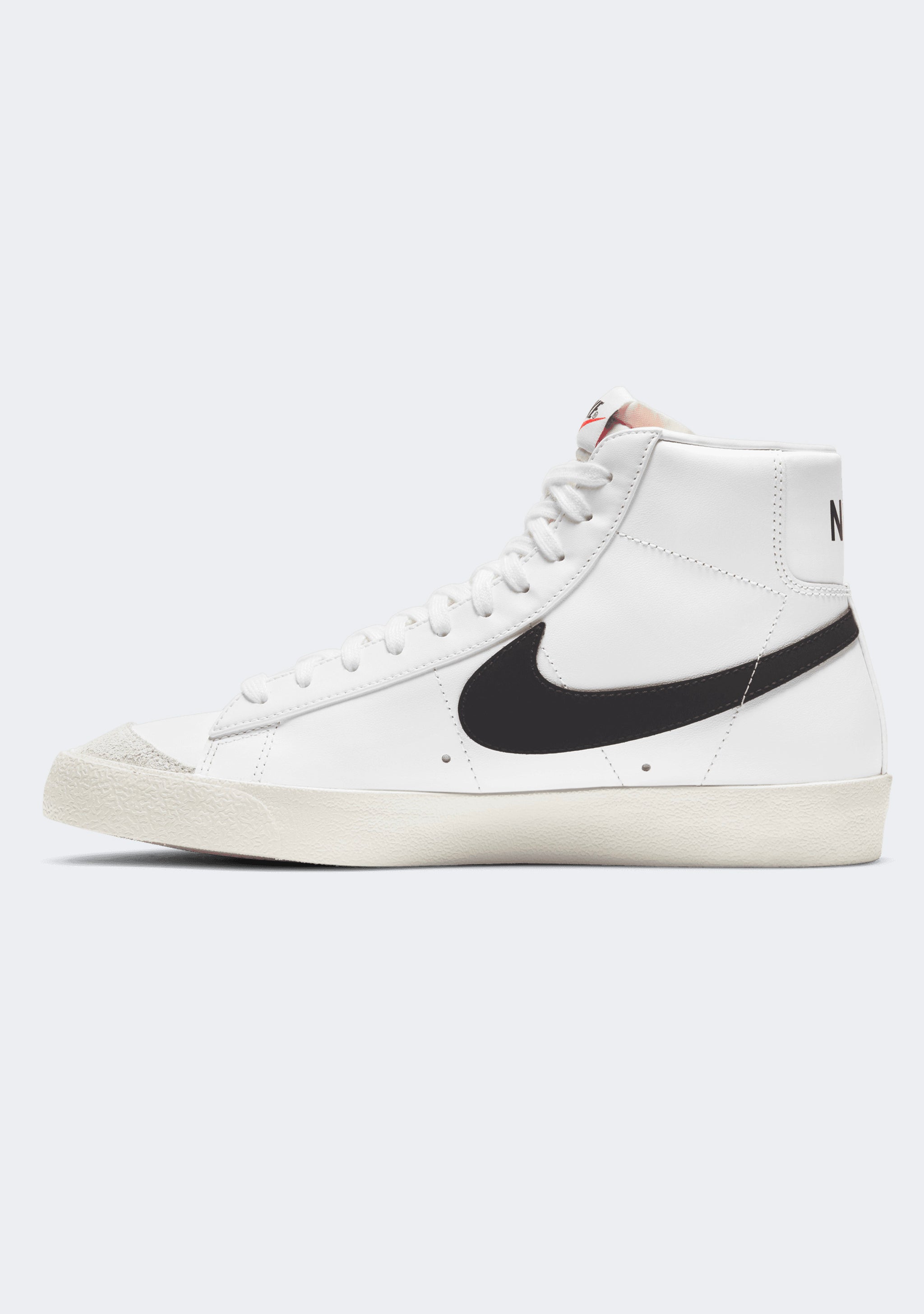 Nike Men's Blazer Mid '77 Vintage