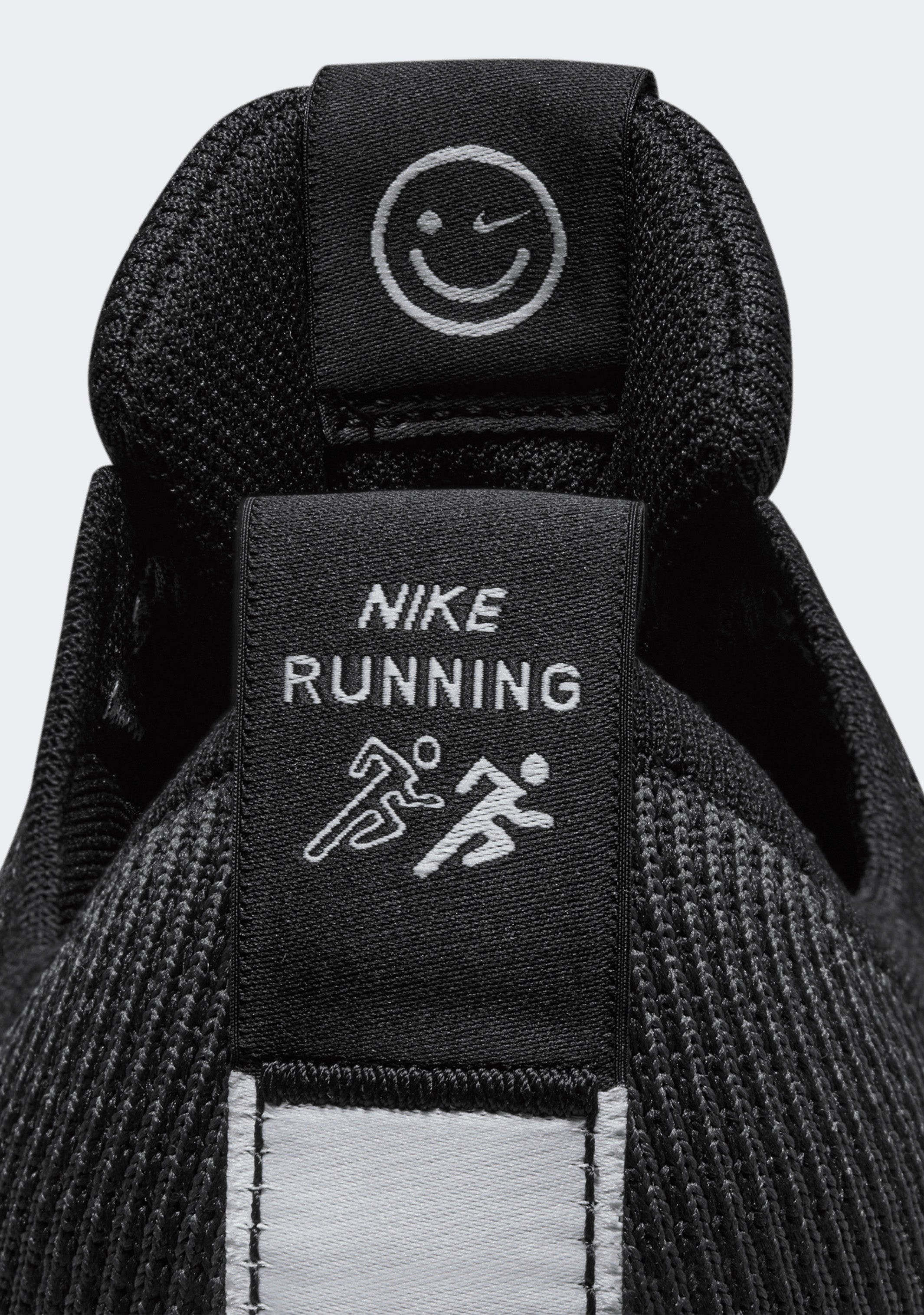 Nike Men's Interact Run