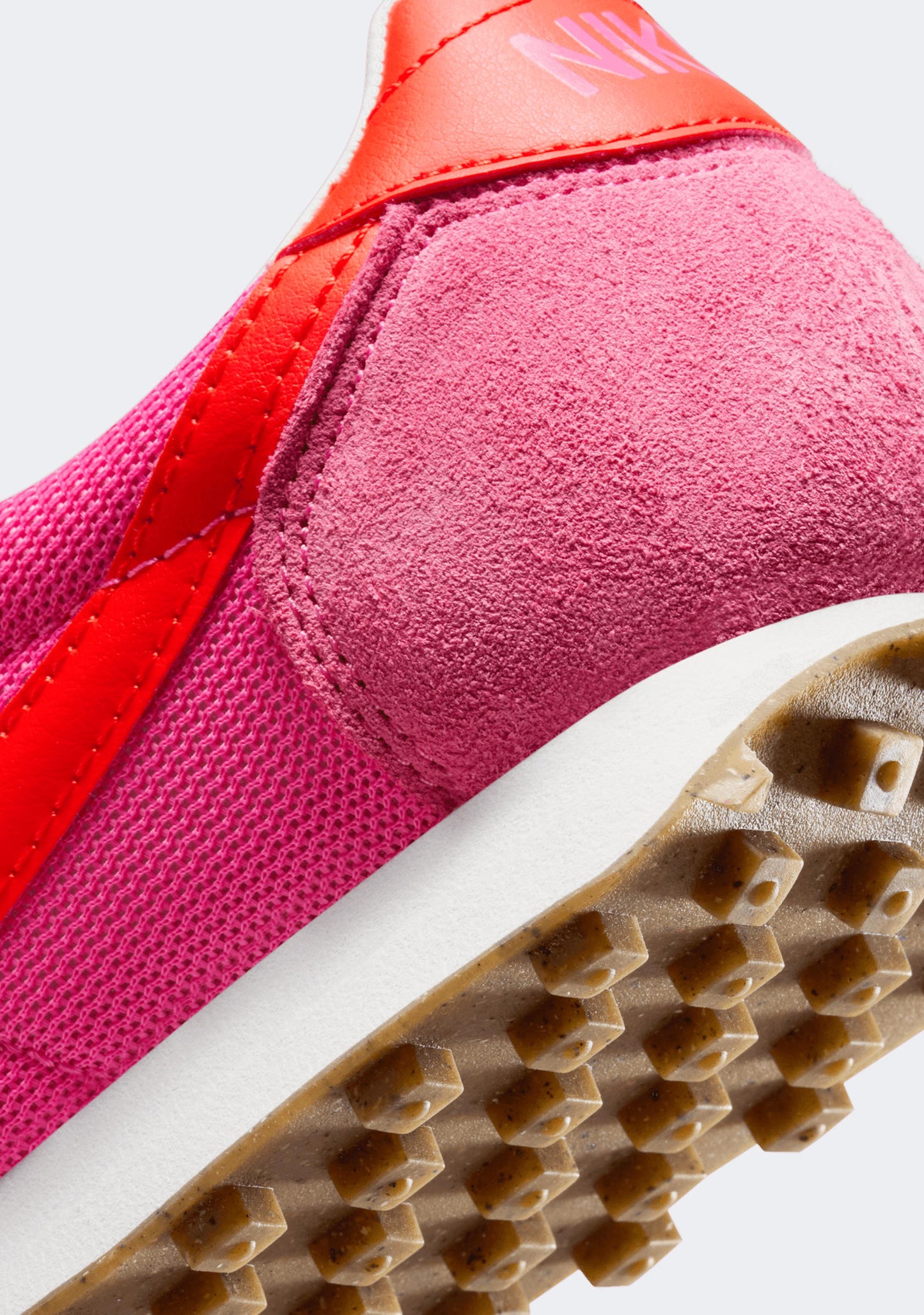 Nike Women's LD-1000