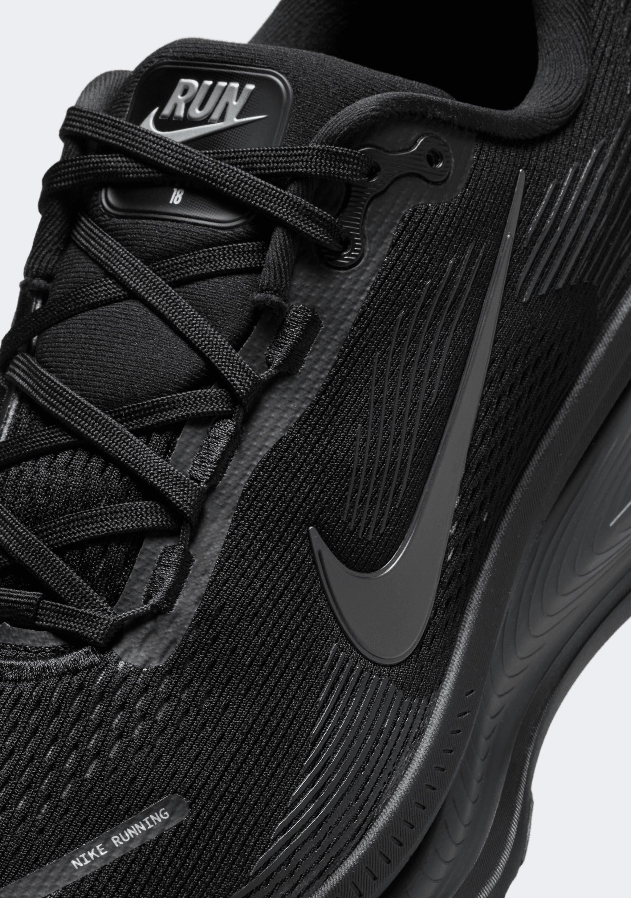 Nike Men's Vomero 18