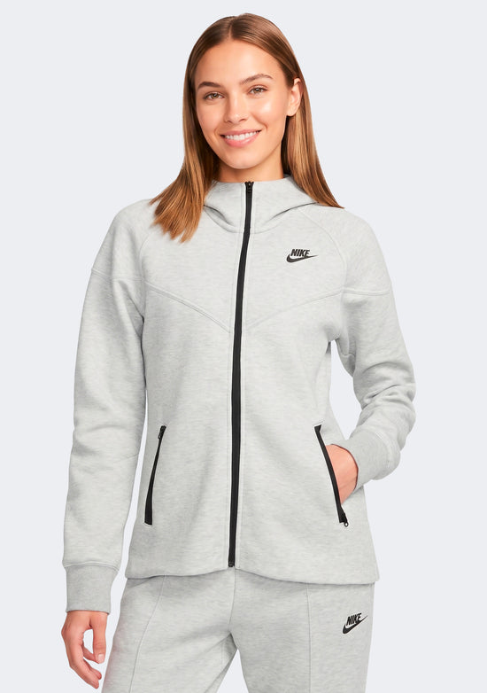 Nike Women’s Sportswear Tech Fleece Windrunner