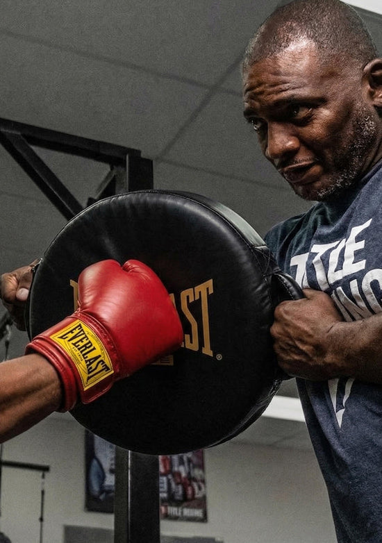 Everlast Elite Round Shield