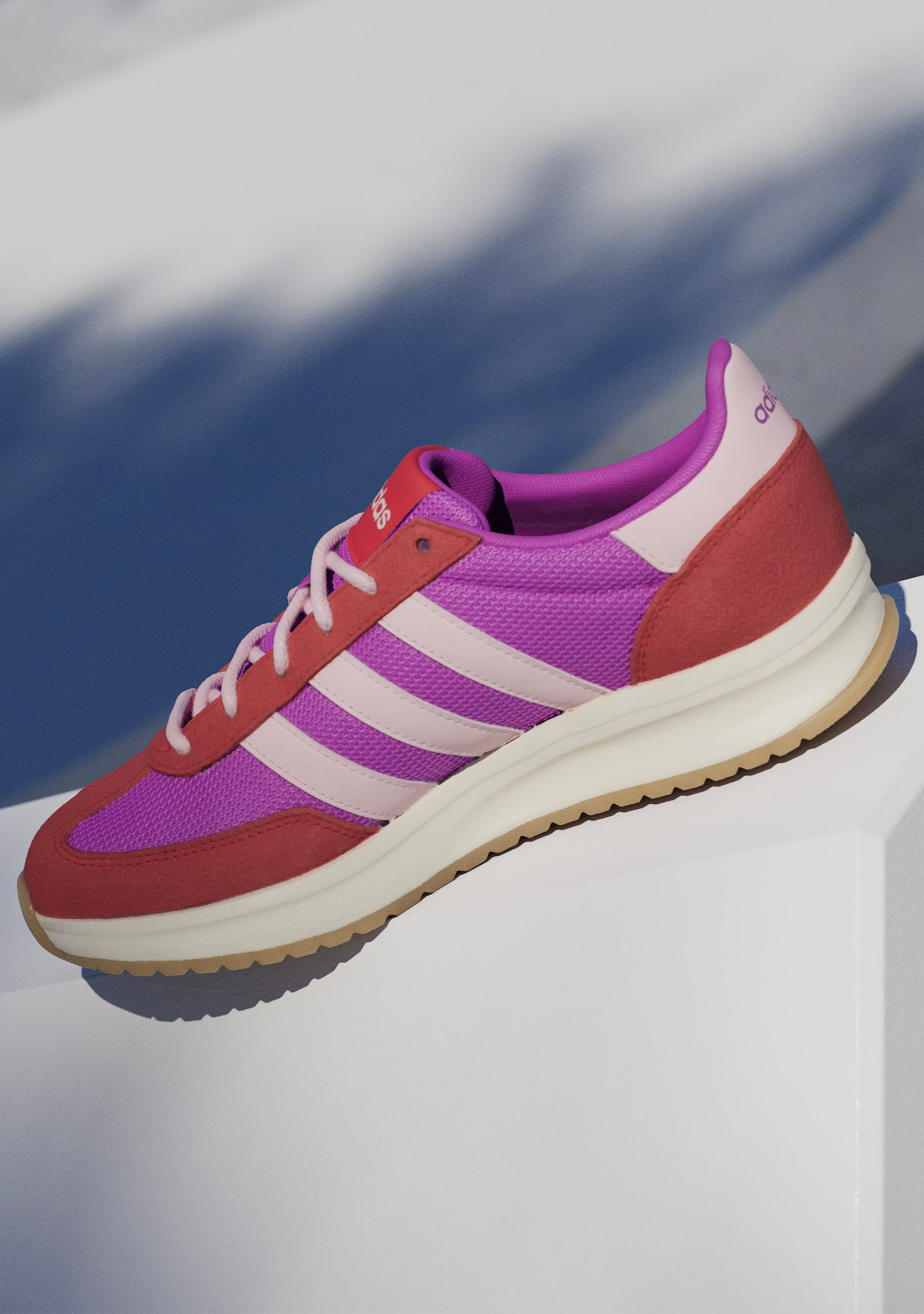 Adidas Women's Run 70s 2.0