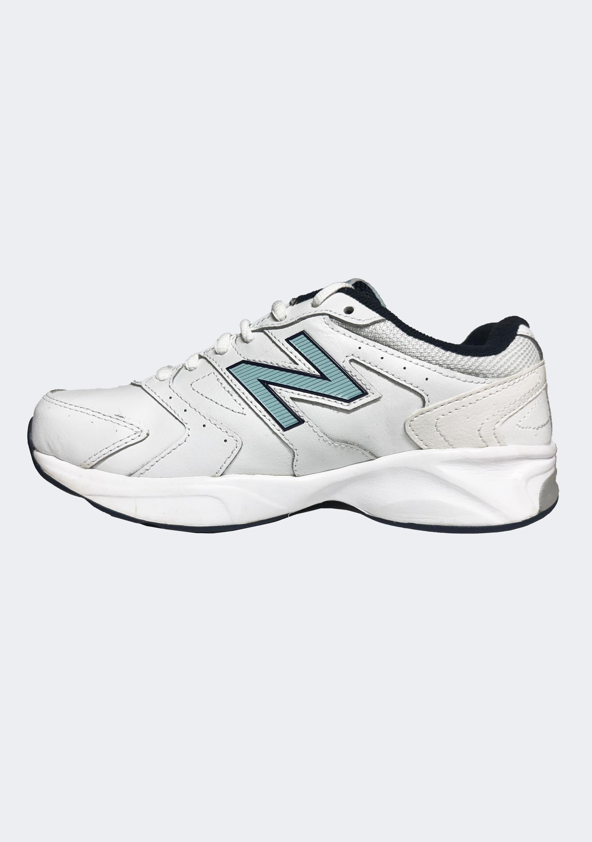 New Balance Women's 624 V3 (B Width) WX624WB3