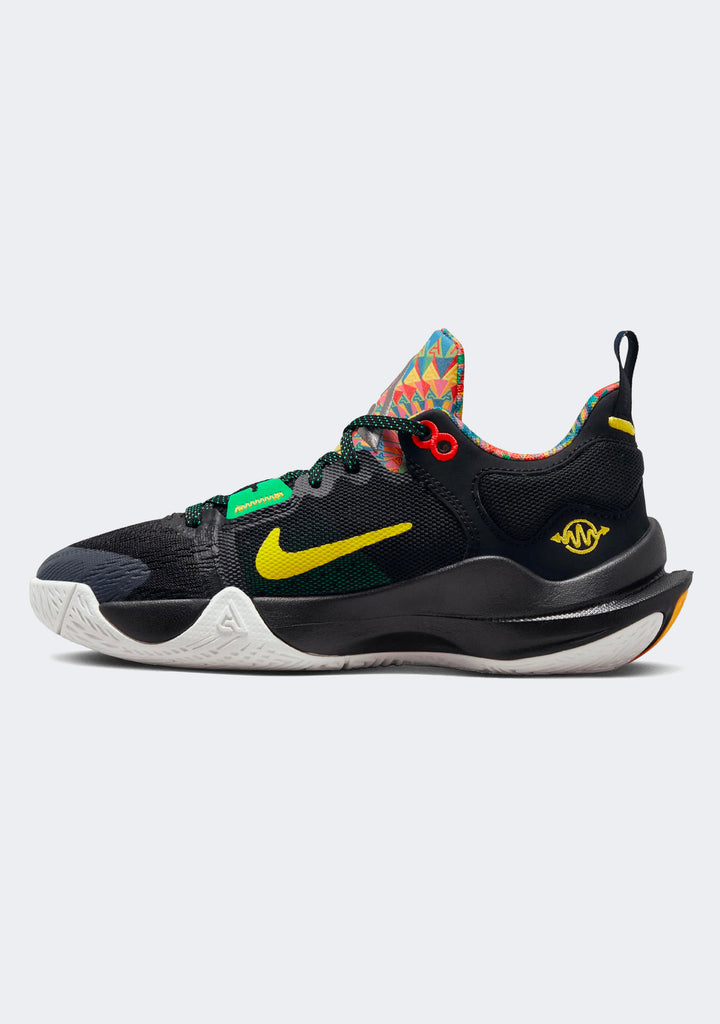 Nike Kids’ Giannis Immortality 2 GS