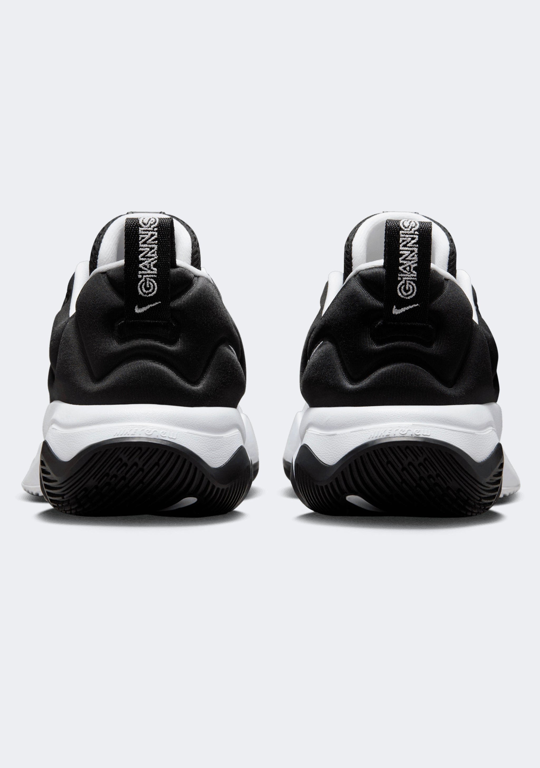 Nike Men’s Giannis Immortality 3