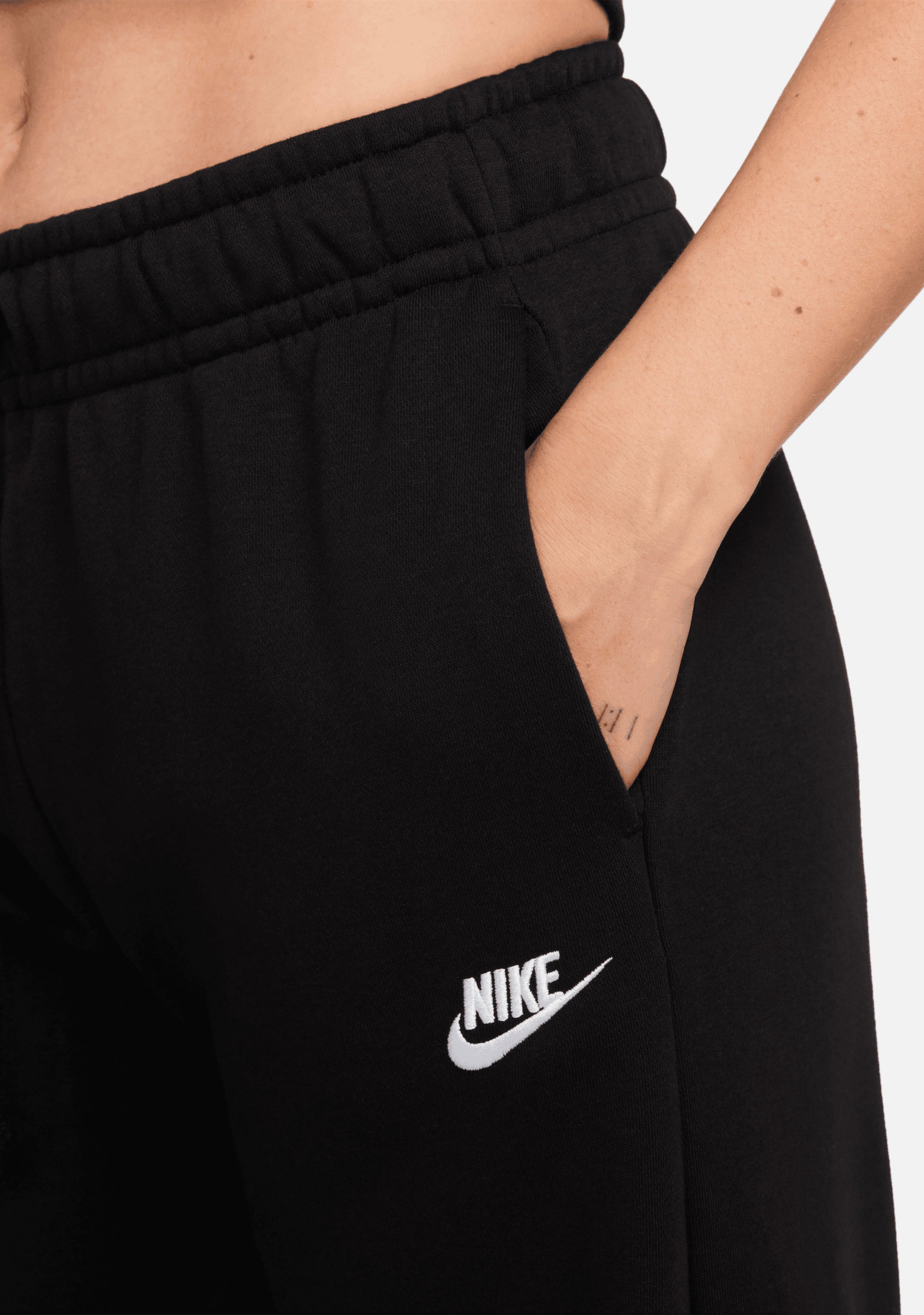 Nike wide leg joggers black outlet