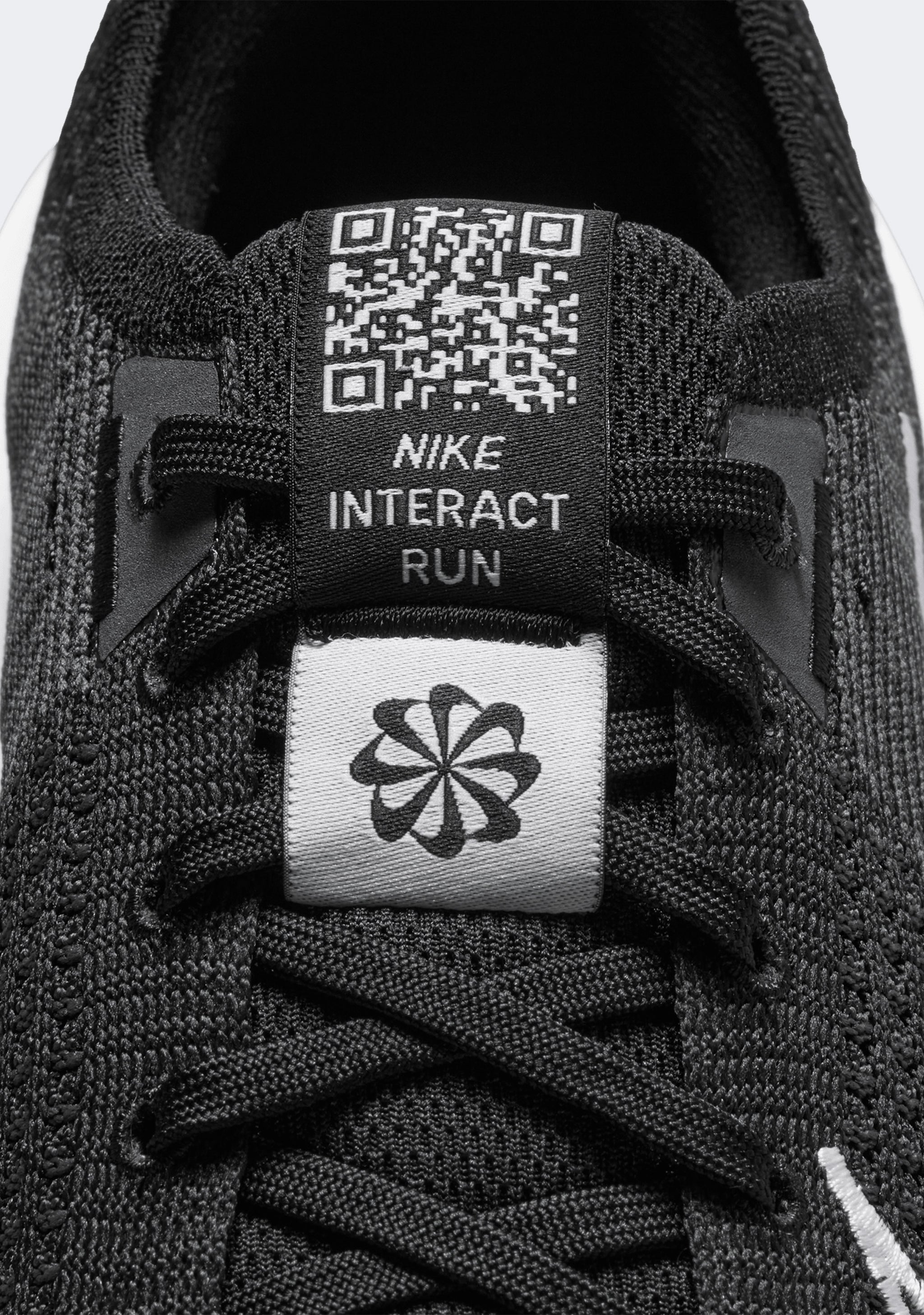 Nike Men's Interact Run