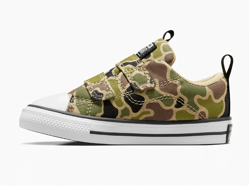 Converse Infants Chuck Taylor All Star 2V Canine Camo Low Top <BR> A05211C