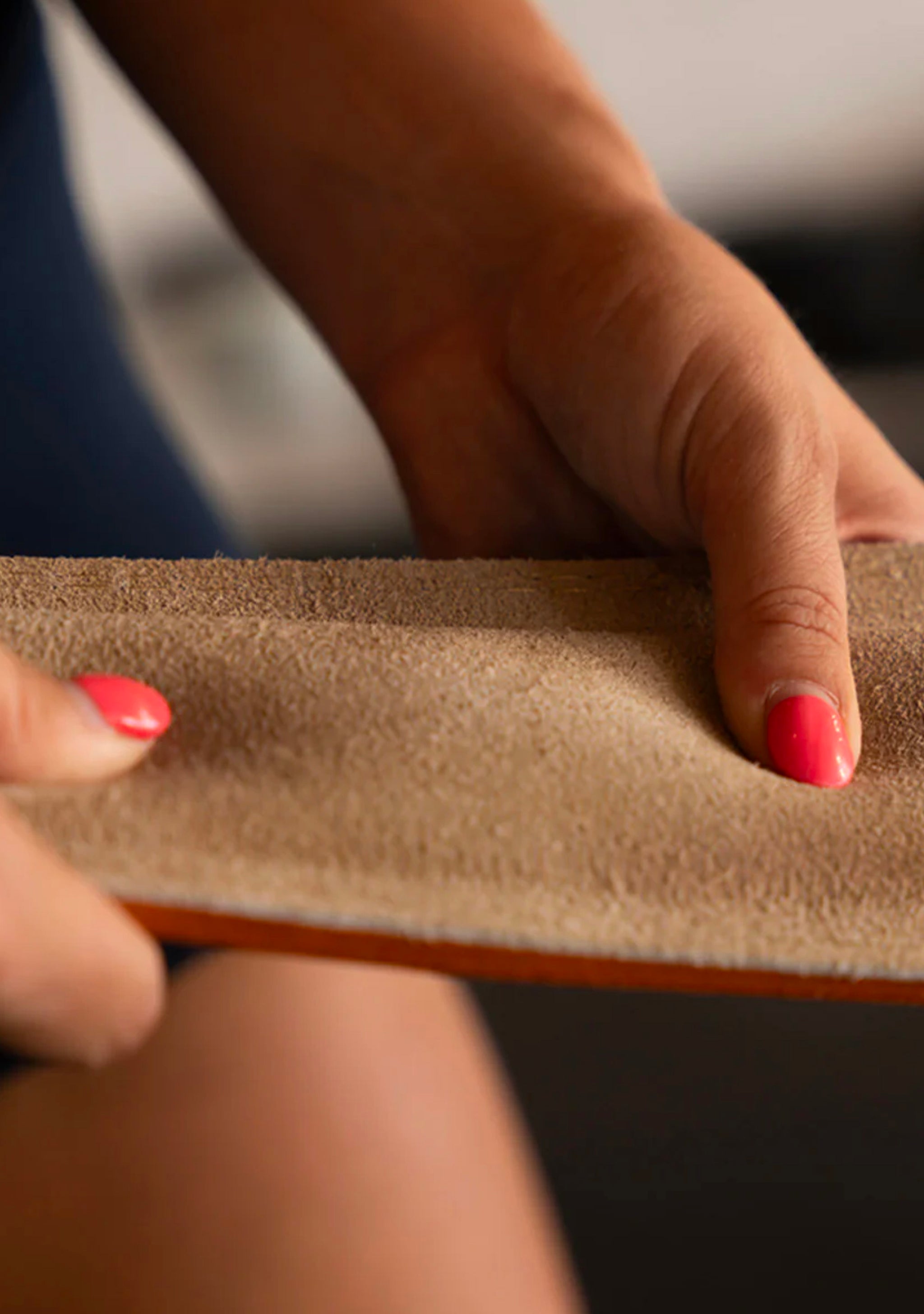 Harbinger Padded 4-inch Leather Weightlifting Belt