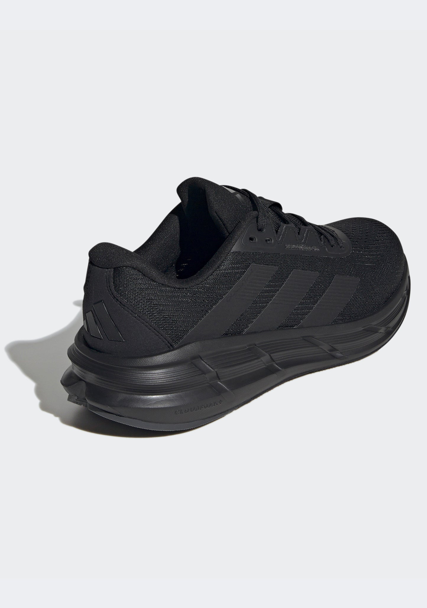 Adidas Men's Questar 3