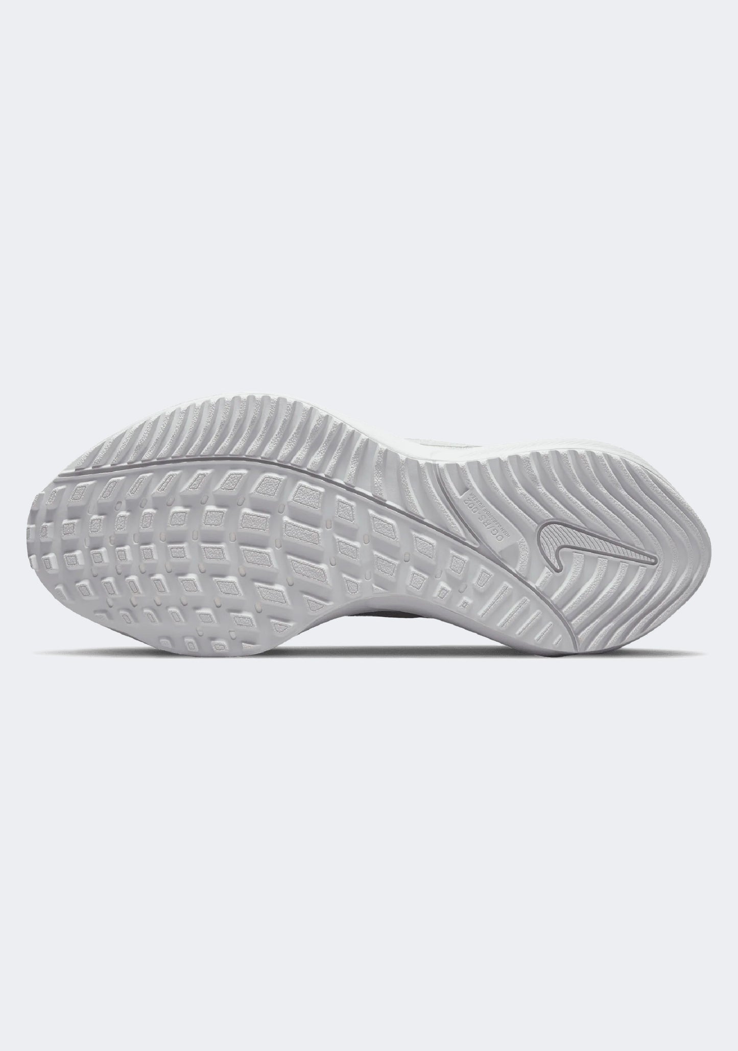 Nike Women's Air Zoom Vomero 16