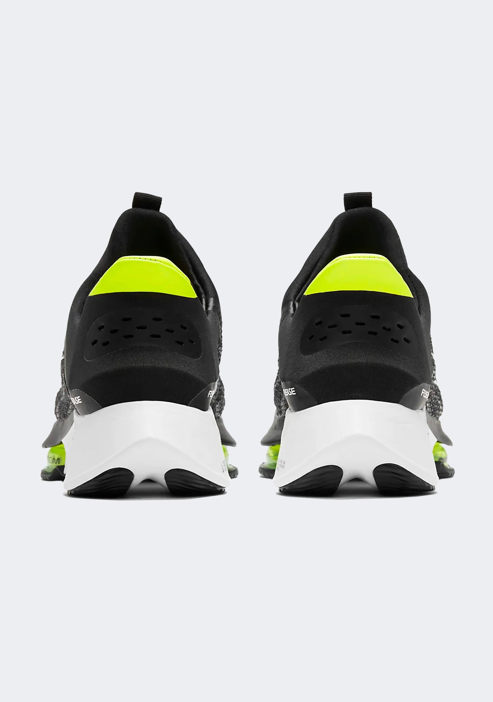 Nike Women’s Air Zoom Tempo Next% Flyease