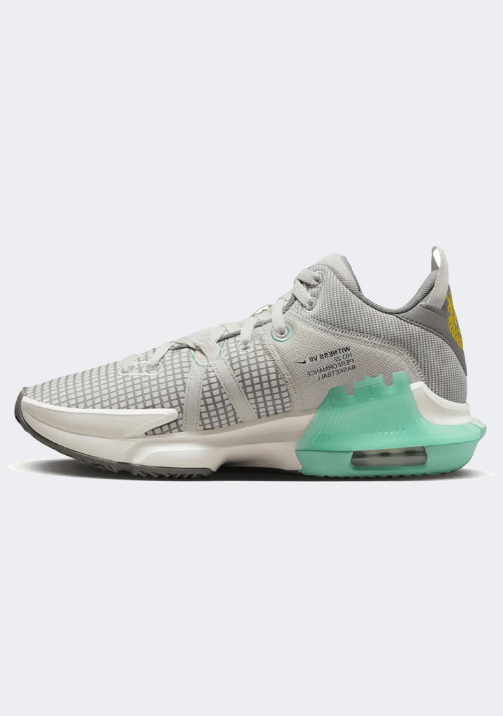 Nike Mens Lebron Witness VII