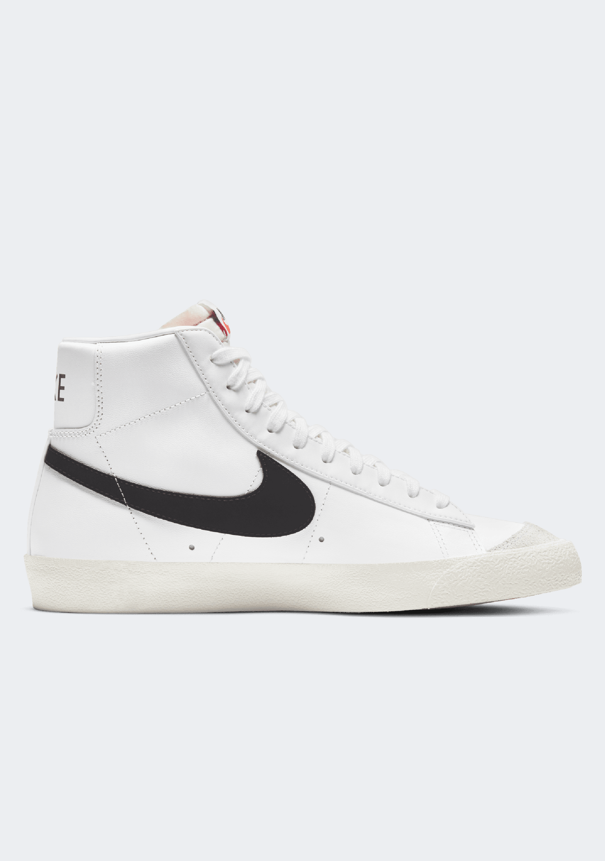 Nike Men's Blazer Mid '77 Vintage