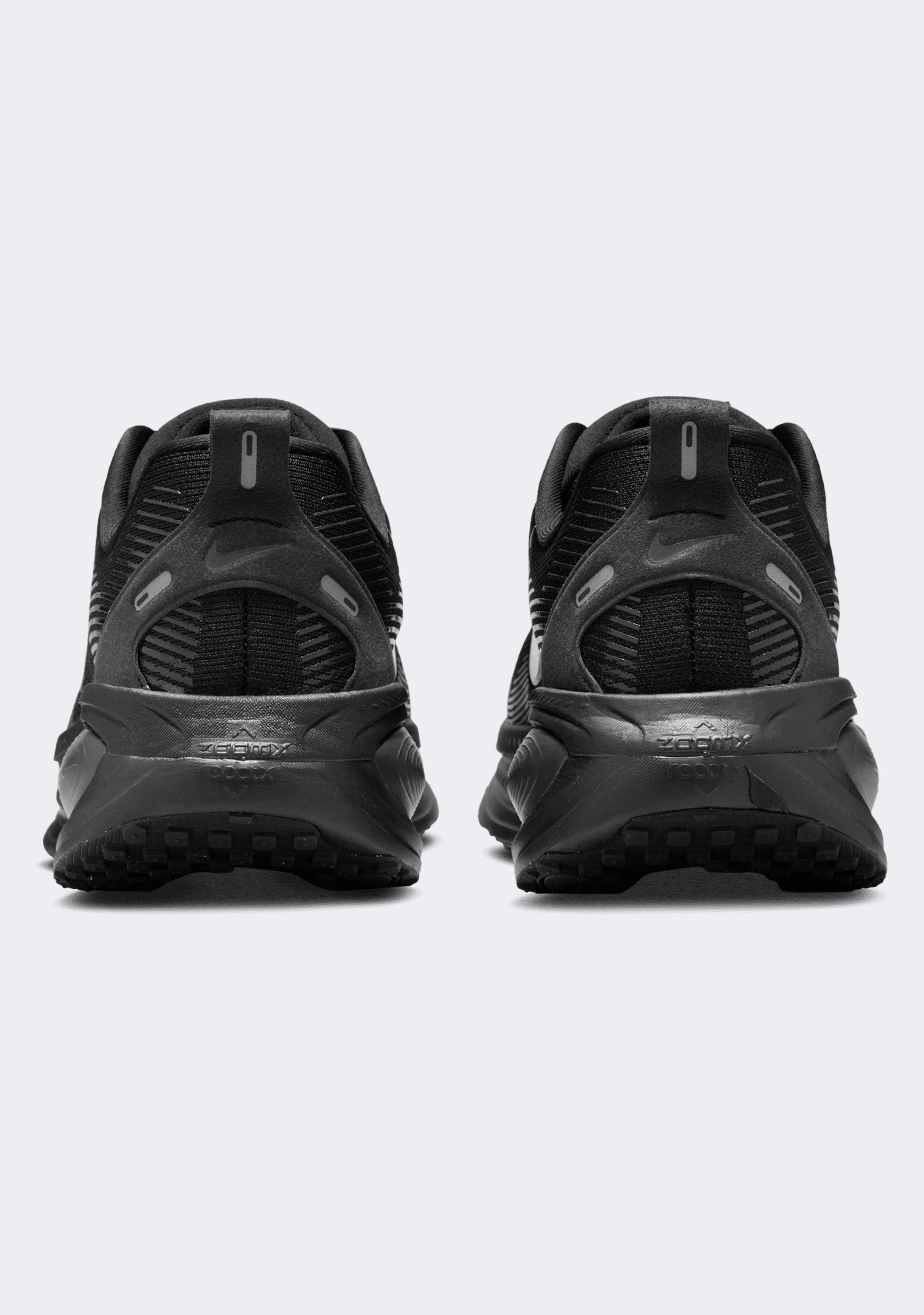 Nike Men's Vomero 18