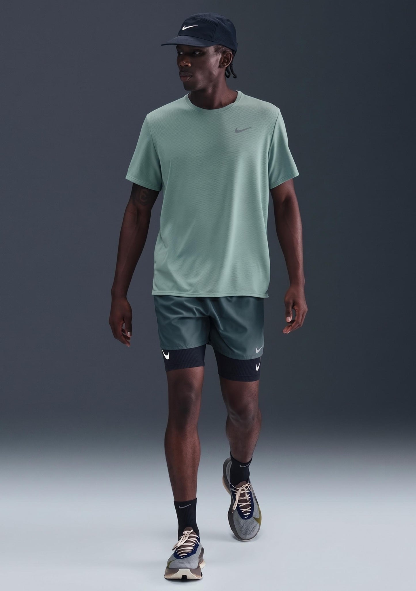 Nike Men's Dri-Fit UV Miler Tee
