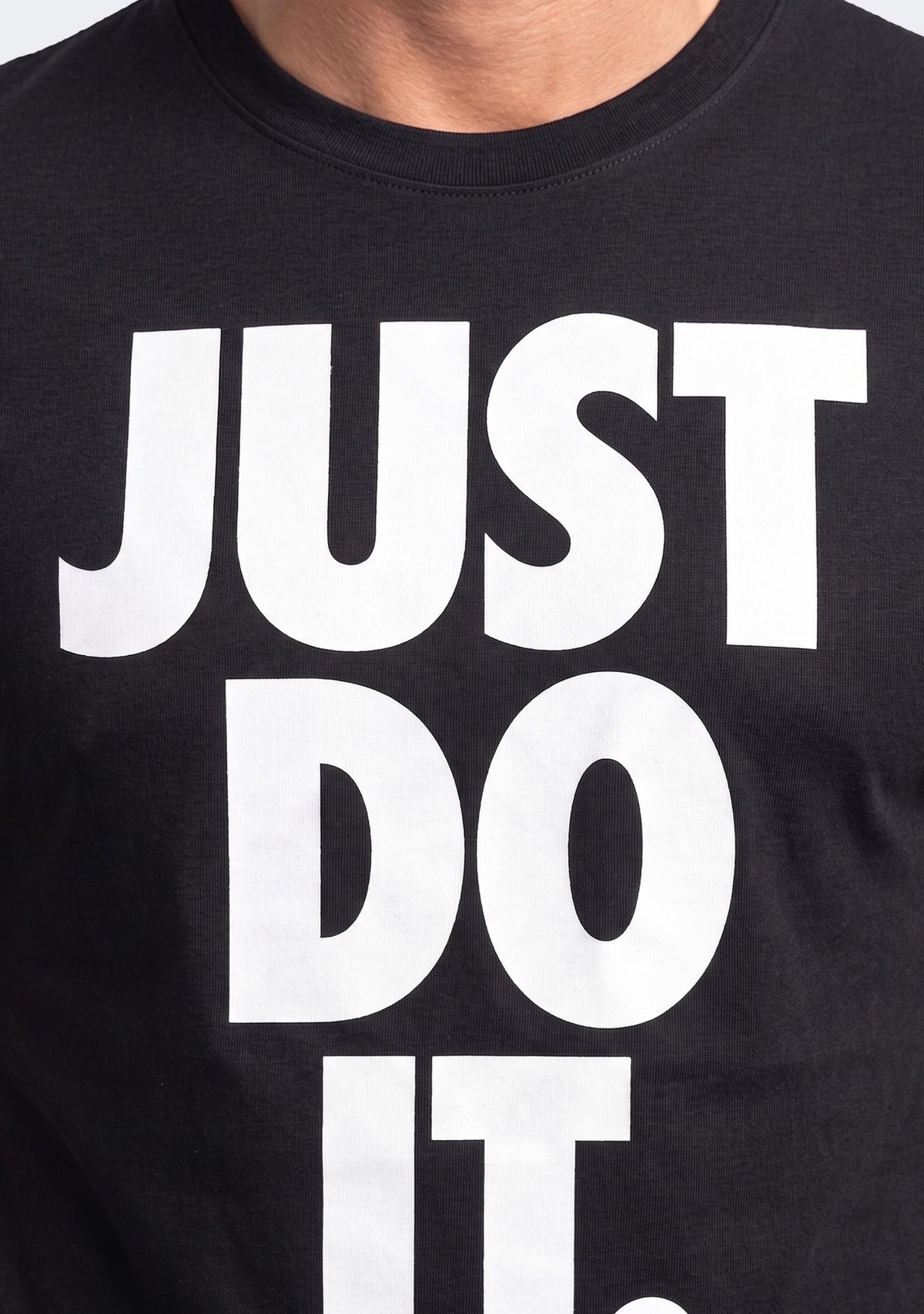Nike Men's Sportswear “Just Do It.” T-Shirt Black/White