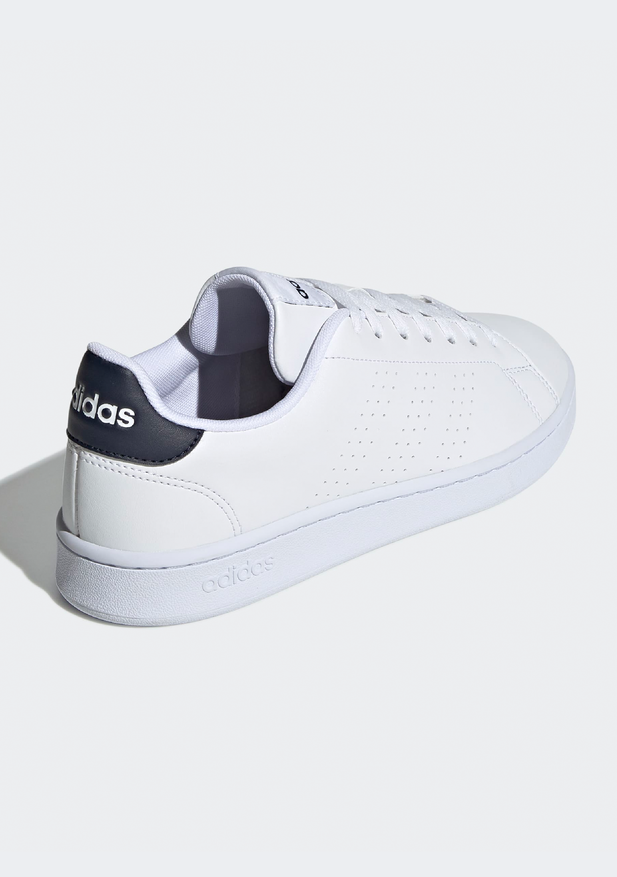 Adidas Mens Advantage