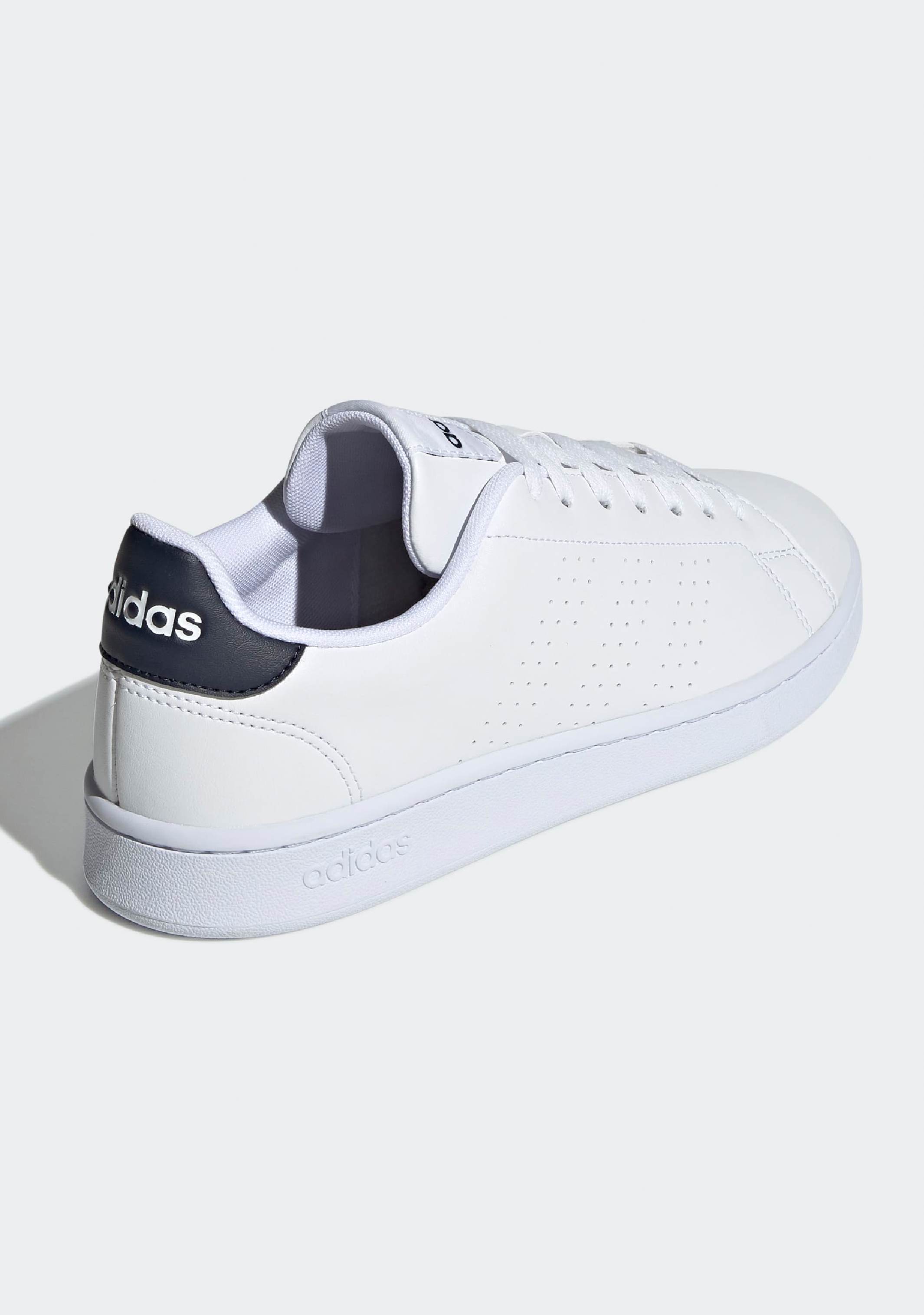 Adidas Mens Advantage