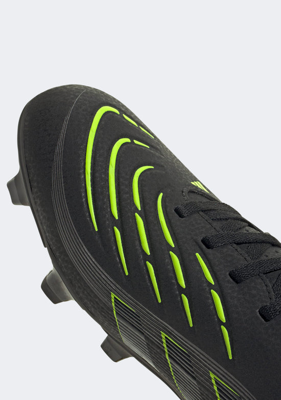 Adidas Men's Predator Club Firm/Multi-Ground Boots
