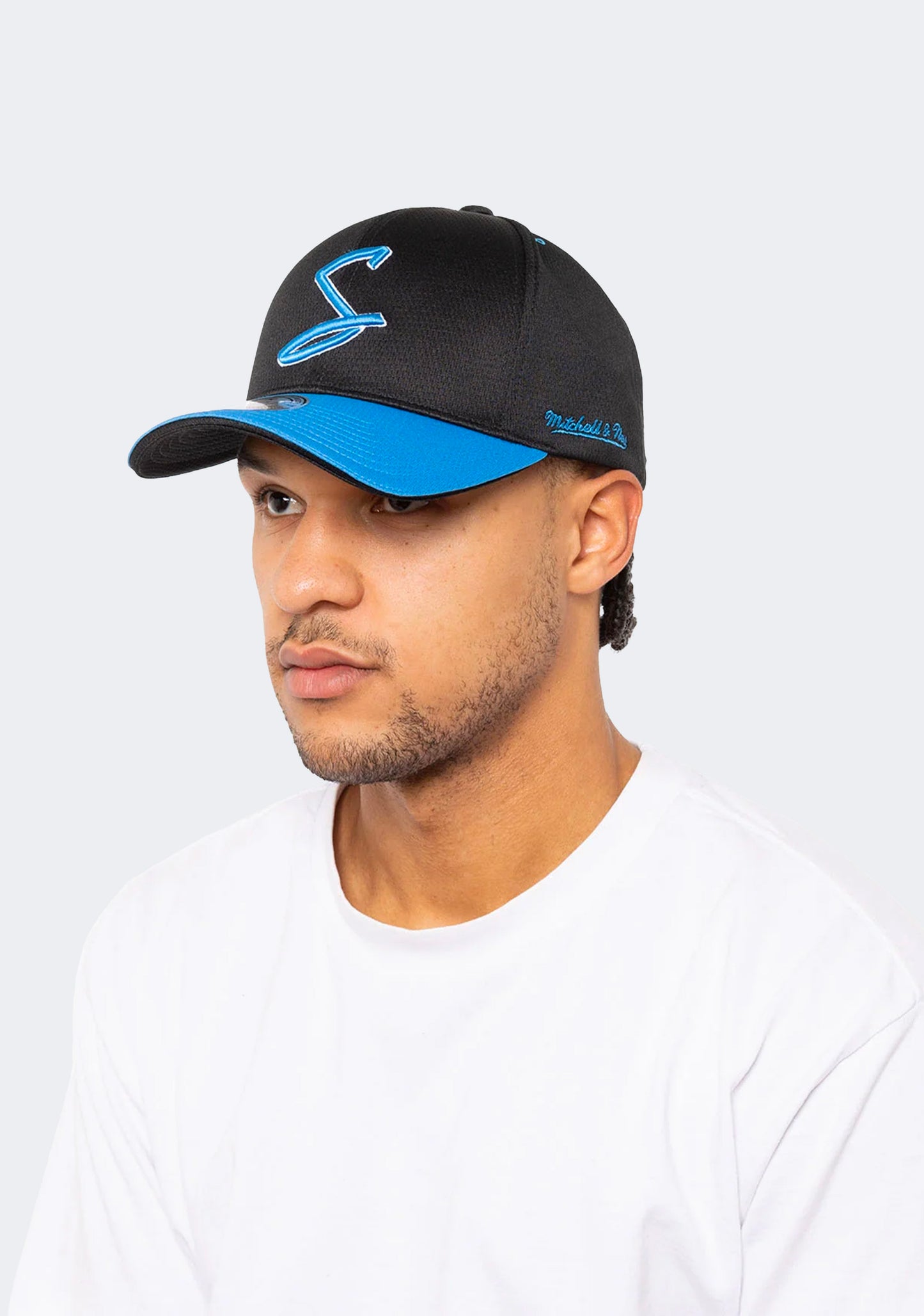 Mitchell & Ness BBL Adelaide Strikers On Field Cap