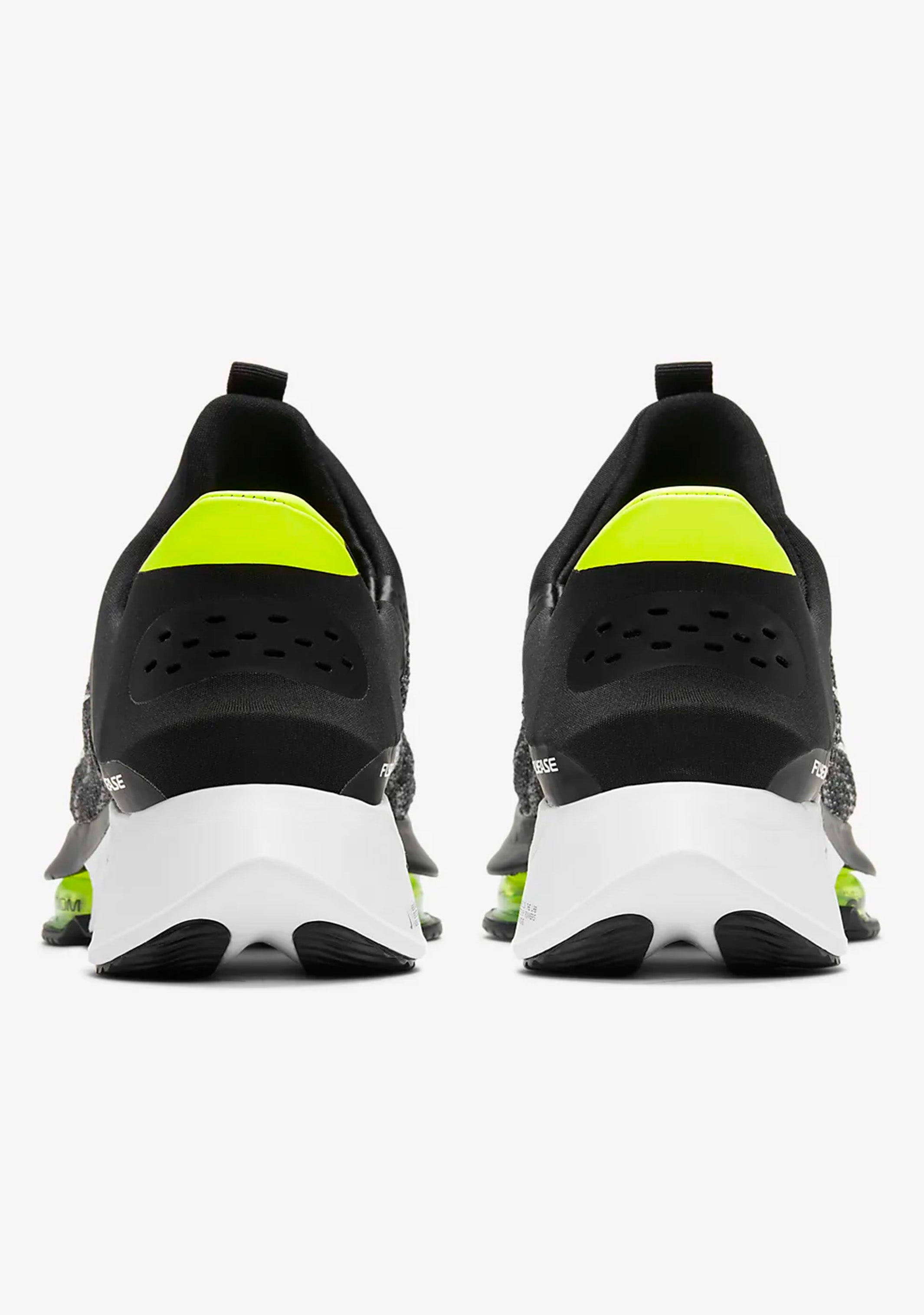 Nike Women’s Air Zoom Tempo Next% Flyease