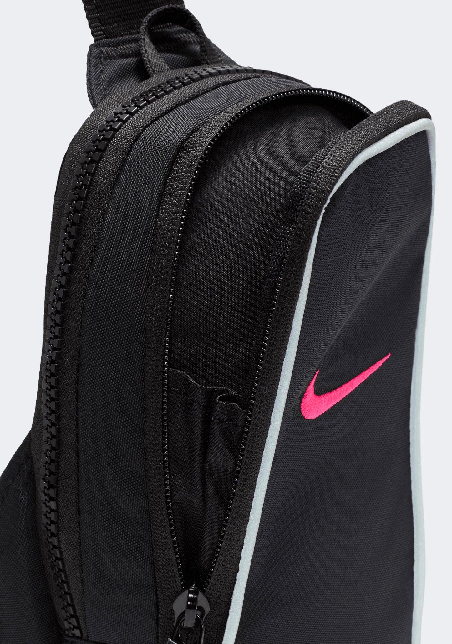 Nike Sportswear Essentials Crossbody Bag (1L)