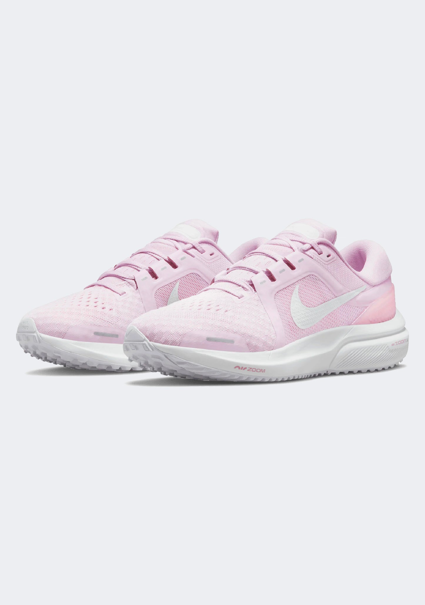 Nike Women's Air Zoom Vomero 16