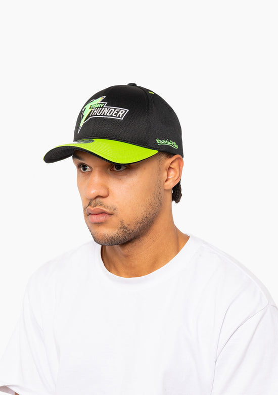 Mitchell & Ness BBL Sydney Thunder On Field Cap