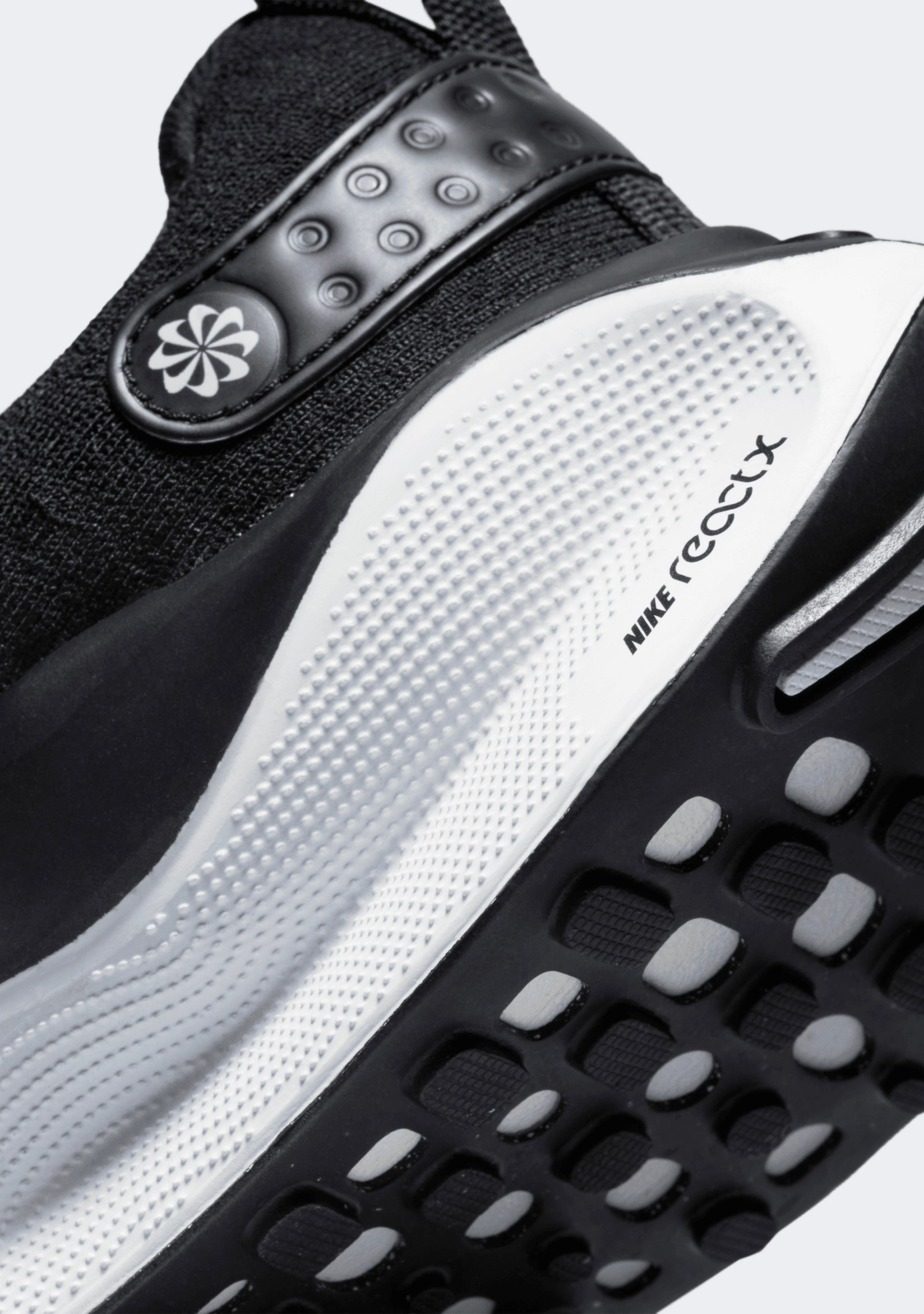 Nike Women's ReactX Infinity Run 4